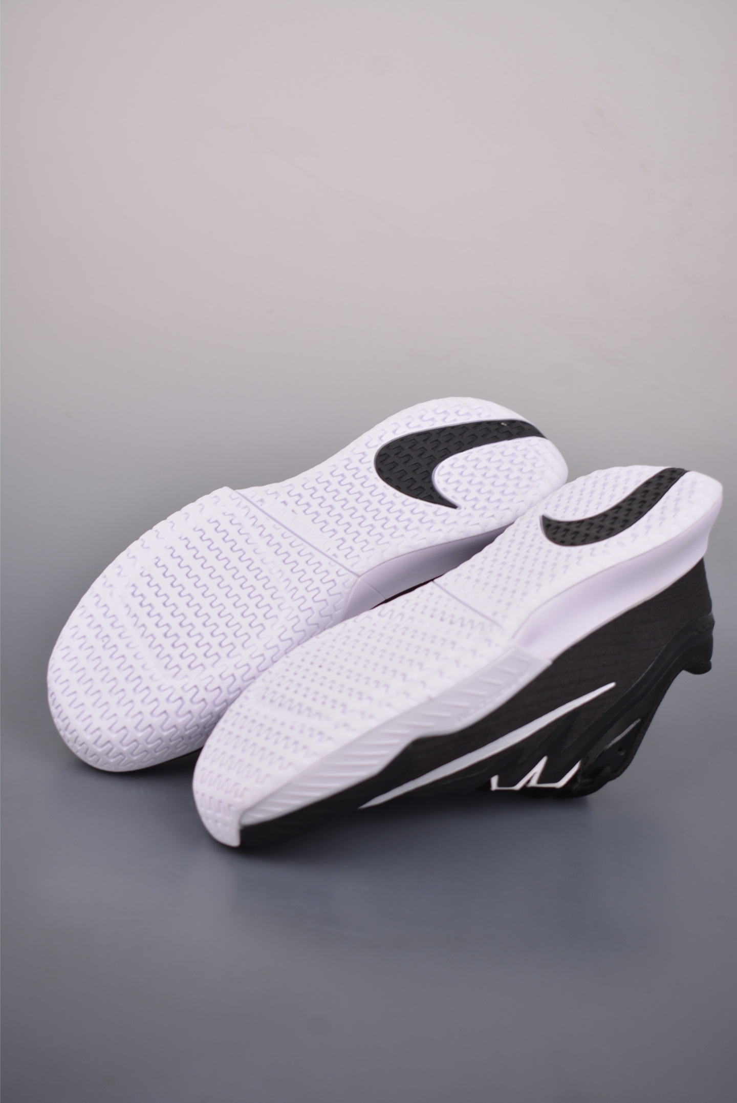 Nike Vapor Pro 3 减震防滑透气 低帮网球鞋 中底泡棉记忆回弹 鞋身独特排水槽设计 FZ2161-002
