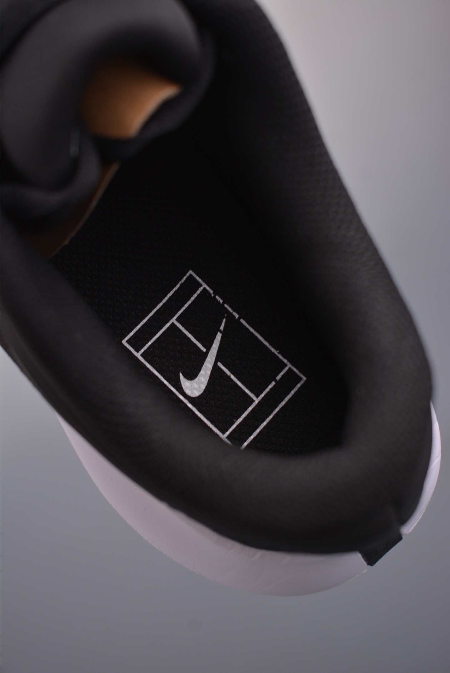 Nike Vapor Pro 3 减震防滑透气 低帮网球鞋 中底泡棉记忆回弹 鞋身独特排水槽设计 FZ2161-002