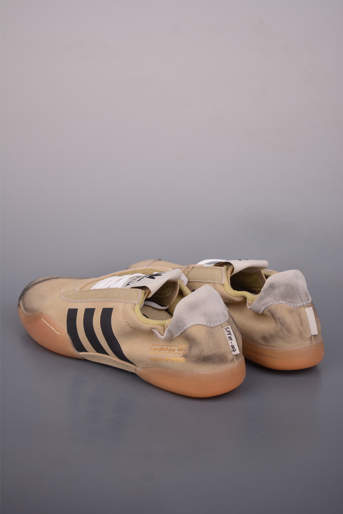 SONG FOR THE MUTE x adidas Taekwondo MEI 联名三色 HP3516-Top High Quatity Cheap Sneakers Fashion Clothing Clothes Bags handbags Shoes of all Brand wholesale With The best Quality And Beautiful Price from China Factory Chinese suppliers wholesaler seller SONG FOR THE MUTE x adidas Taekwondo MEI 联名三色 HP3516