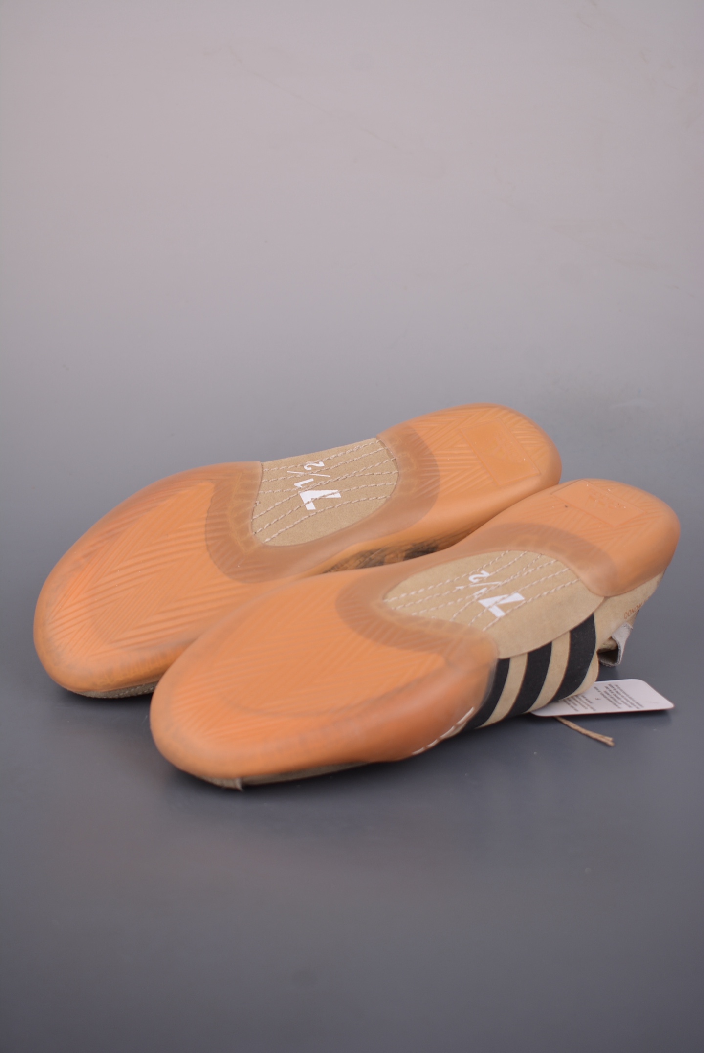 SONG FOR THE MUTE x adidas Taekwondo MEI 联名三色 HP3516-Top High Quatity Cheap Sneakers Fashion Clothing Clothes Bags handbags Shoes of all Brand wholesale With The best Quality And Beautiful Price from China Factory Chinese suppliers wholesaler seller SONG FOR THE MUTE x adidas Taekwondo MEI 联名三色 HP3516