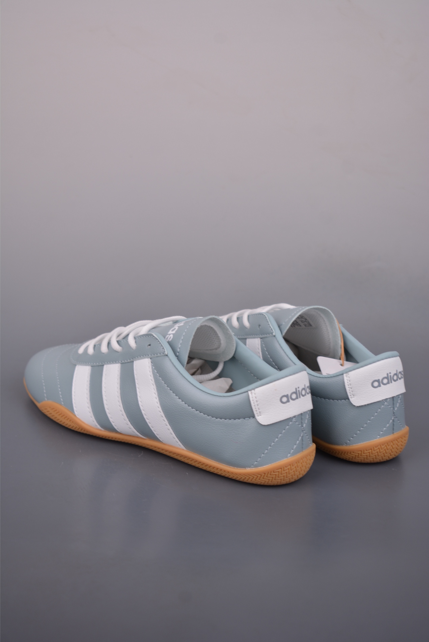 adidad GRAND COURT LO 网球运动休闲板鞋 JQ9683 adidad GRAND COURT LO 网球运动休闲板鞋 JQ9683