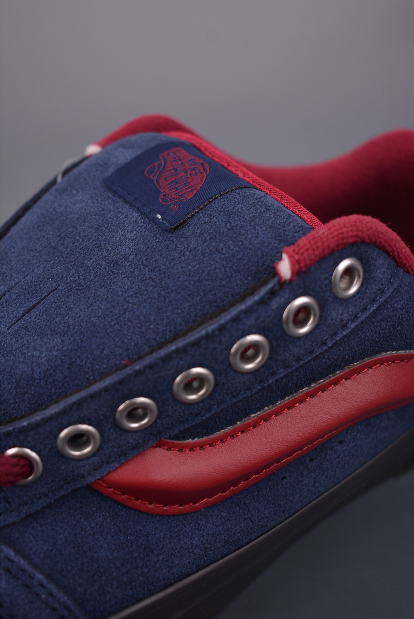 Vans Knu Skool 铆钉藏蓝酒红 新款 复古休闲胖胖面包鞋 Vans Knu Skool 铆钉藏蓝酒红 新款 复古休闲胖胖面包鞋