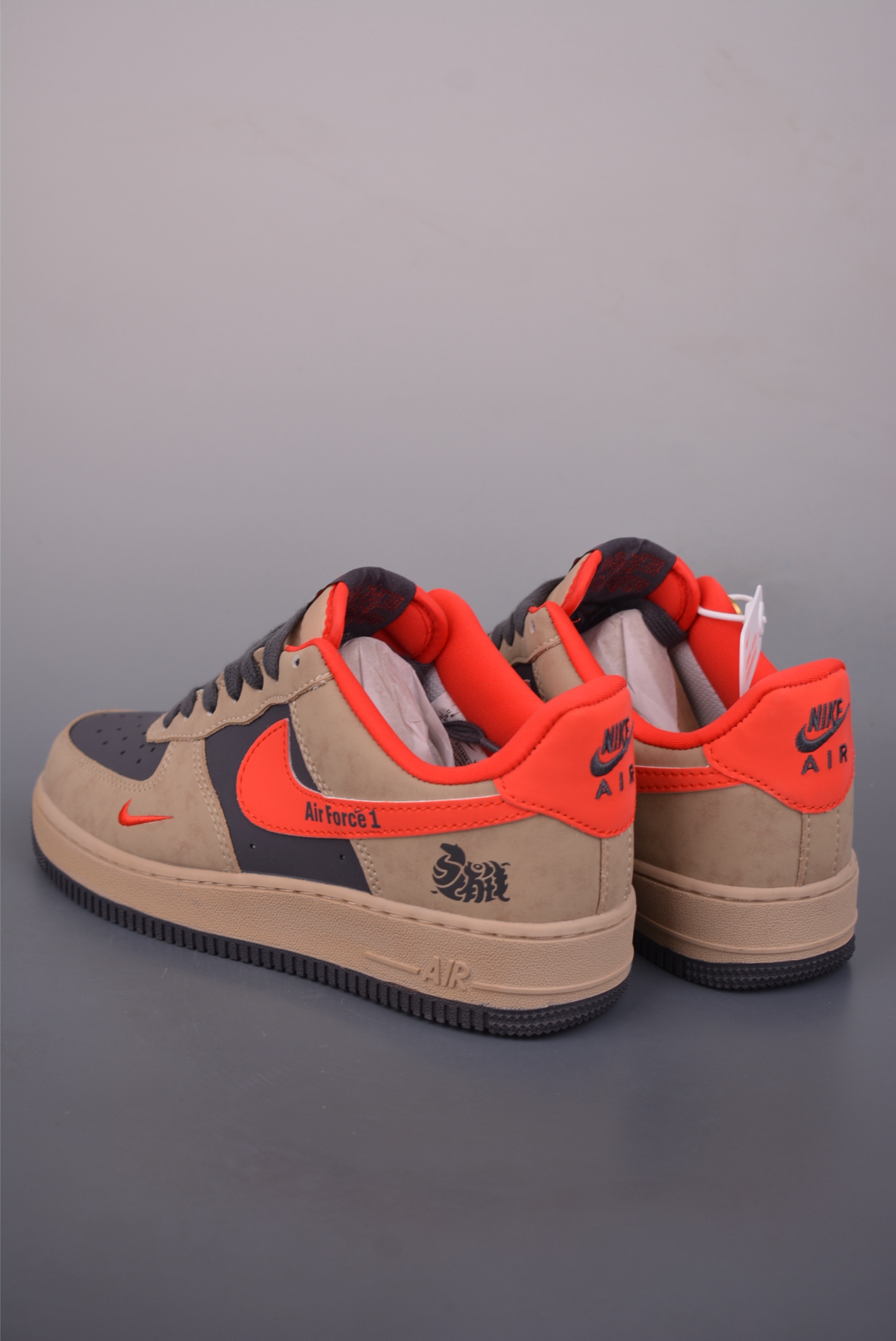 Nike Air Force 1 Low 马年限定 KD1688-002 Nike Air Force 1 Low 马年限定 KD1688-002