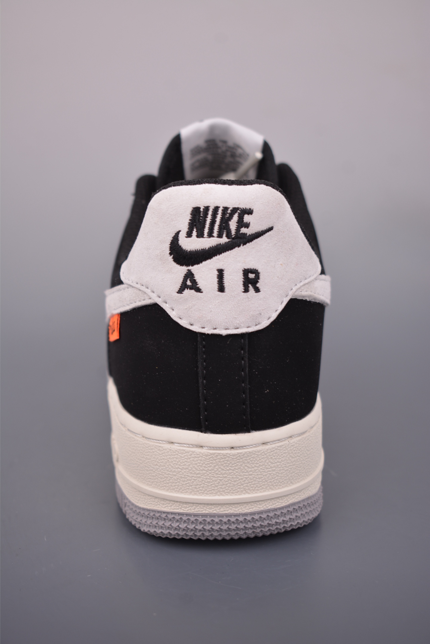 Nike Air Force 1 Low 墨灰 FQ3544-001 Nike Air Force 1 Low 墨灰 FQ3544-001