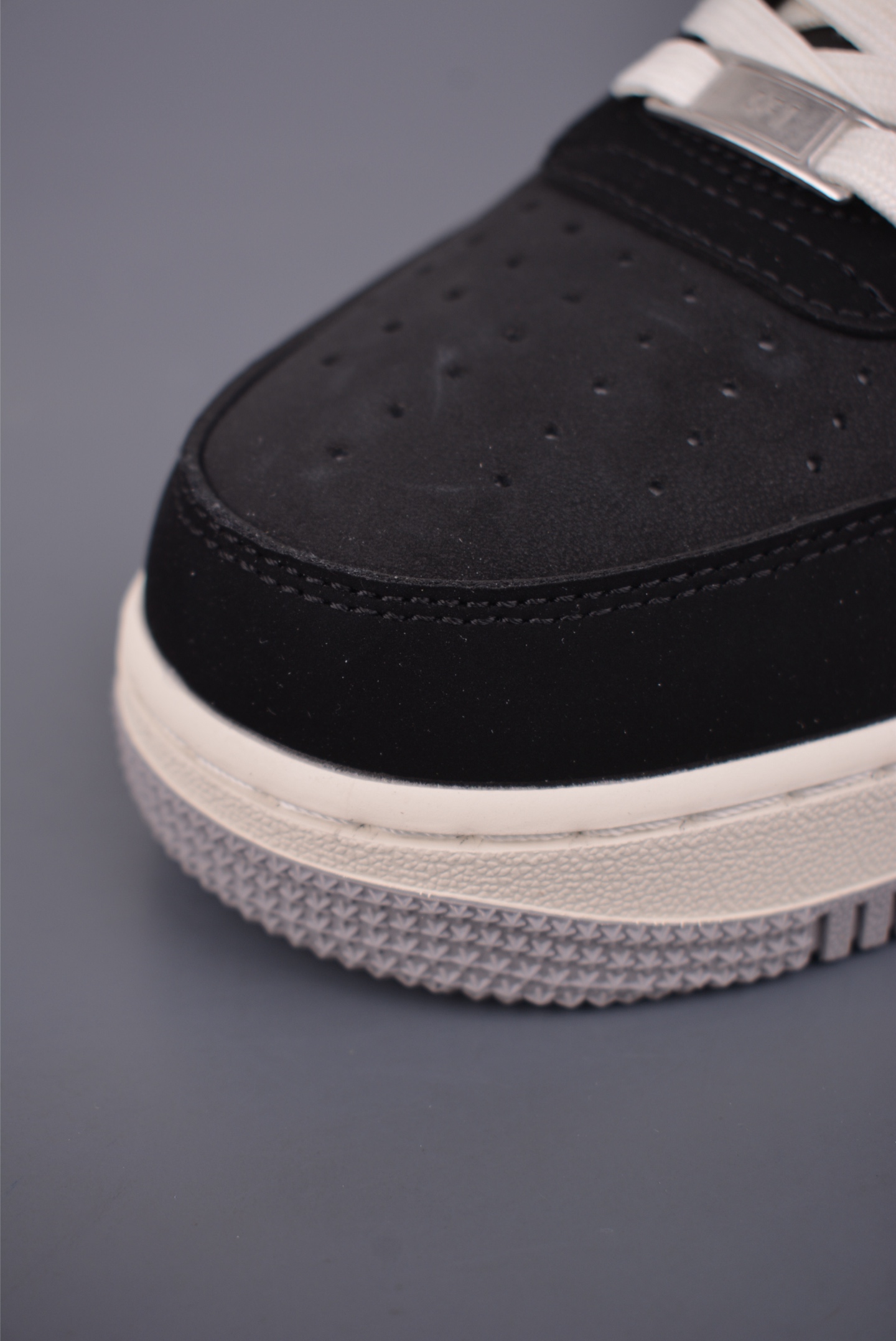 Nike Air Force 1 Low 墨灰 FQ3544-001 Nike Air Force 1 Low 墨灰 FQ3544-001