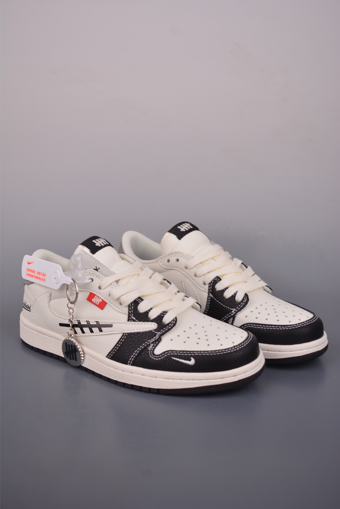Fragment x Travis Scott x UN Air Jordan 1 Low 三方联名倒钩 全新的三方联名低帮倒钩 JW1188-169 Fragment x Travis Scott x UN Air Jordan 1 Low 三方联名倒钩 全新的三方联名低帮倒钩 JW1188-169