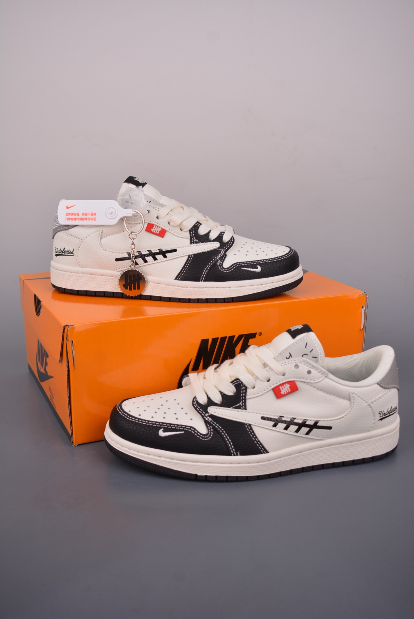 Fragment x Travis Scott x UN Air Jordan 1 Low 三方联名倒钩 全新的三方联名低帮倒钩 JW1188-169 Fragment x Travis Scott x UN Air Jordan 1 Low 三方联名倒钩 全新的三方联名低帮倒钩 JW1188-169