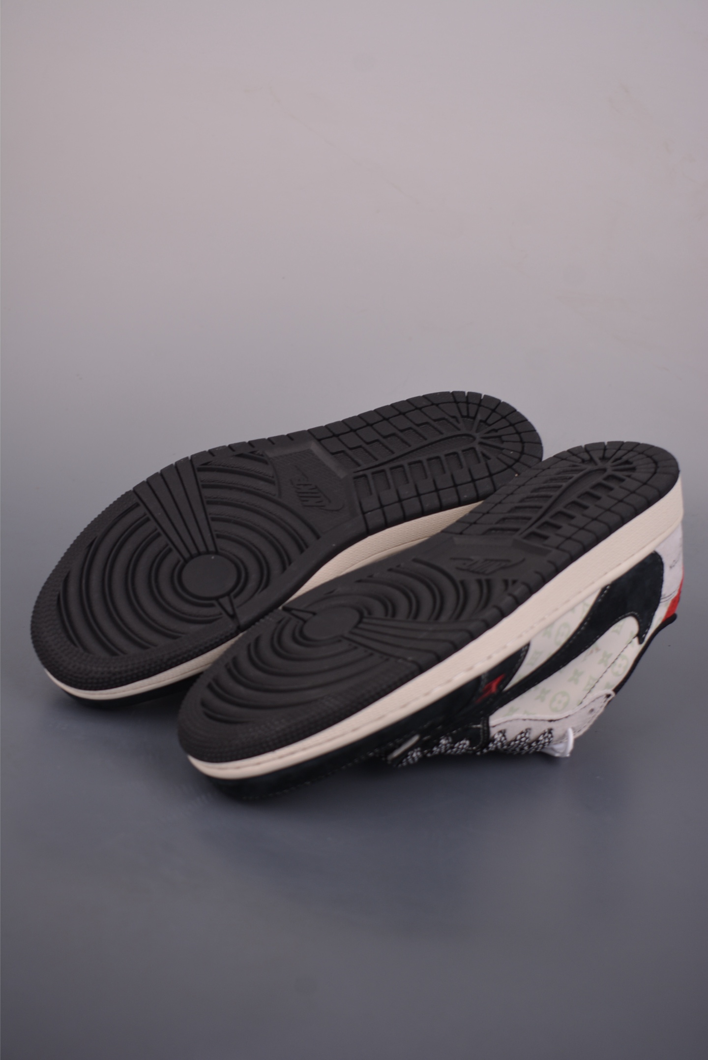 280 Fragment x Travis Scott x LV Air Jordan 1 Low 三方联名倒钩 CX5050-Y38-Chinese UA Cheap High Quatity Brand Clothes Bags handbags Sneakers wholesale wholesaler seller from China Factory suppliers Fashion Clothing Shoes best Quality Beautiful Price 280 Fragment x Travis Scott x LV Air Jordan 1 Low 三方联名倒钩 CX5050-Y38