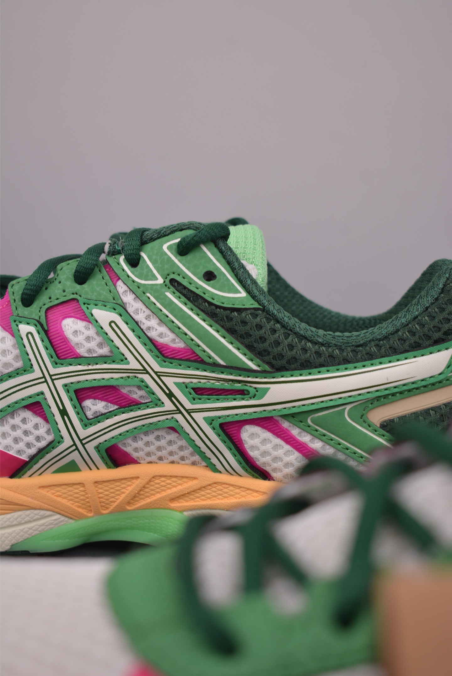 Asics Gel-CUMULUS 16 亚瑟士运动休闲透气专业跑鞋 1203A763-100 Asics Gel-CUMULUS 16 亚瑟士运动休闲透气专业跑鞋 1203A763-100