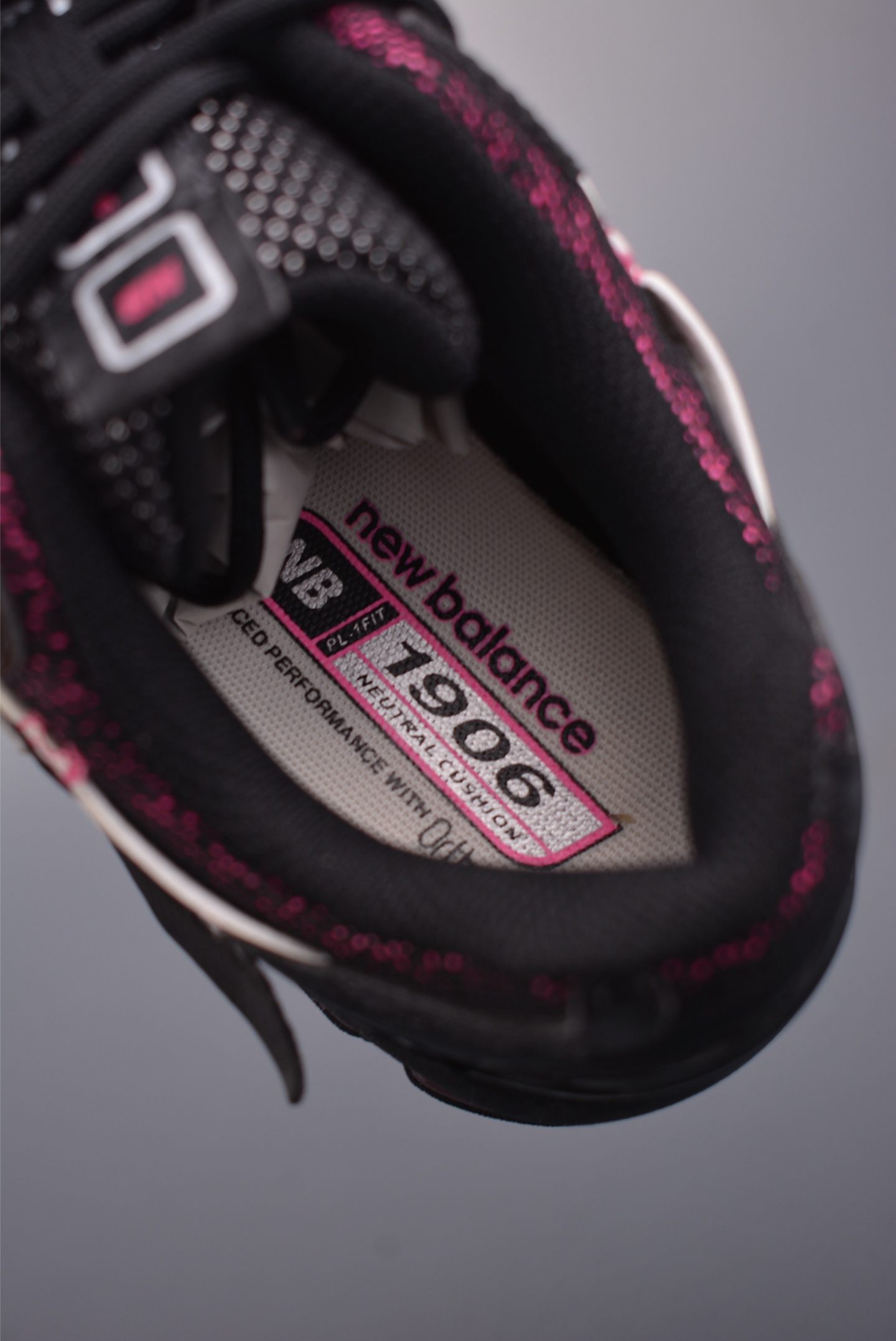 New Balance M1906系列 复古单品宝藏老爹鞋款 U1906AD New Balance M1906系列 复古单品宝藏老爹鞋款 U1906AD