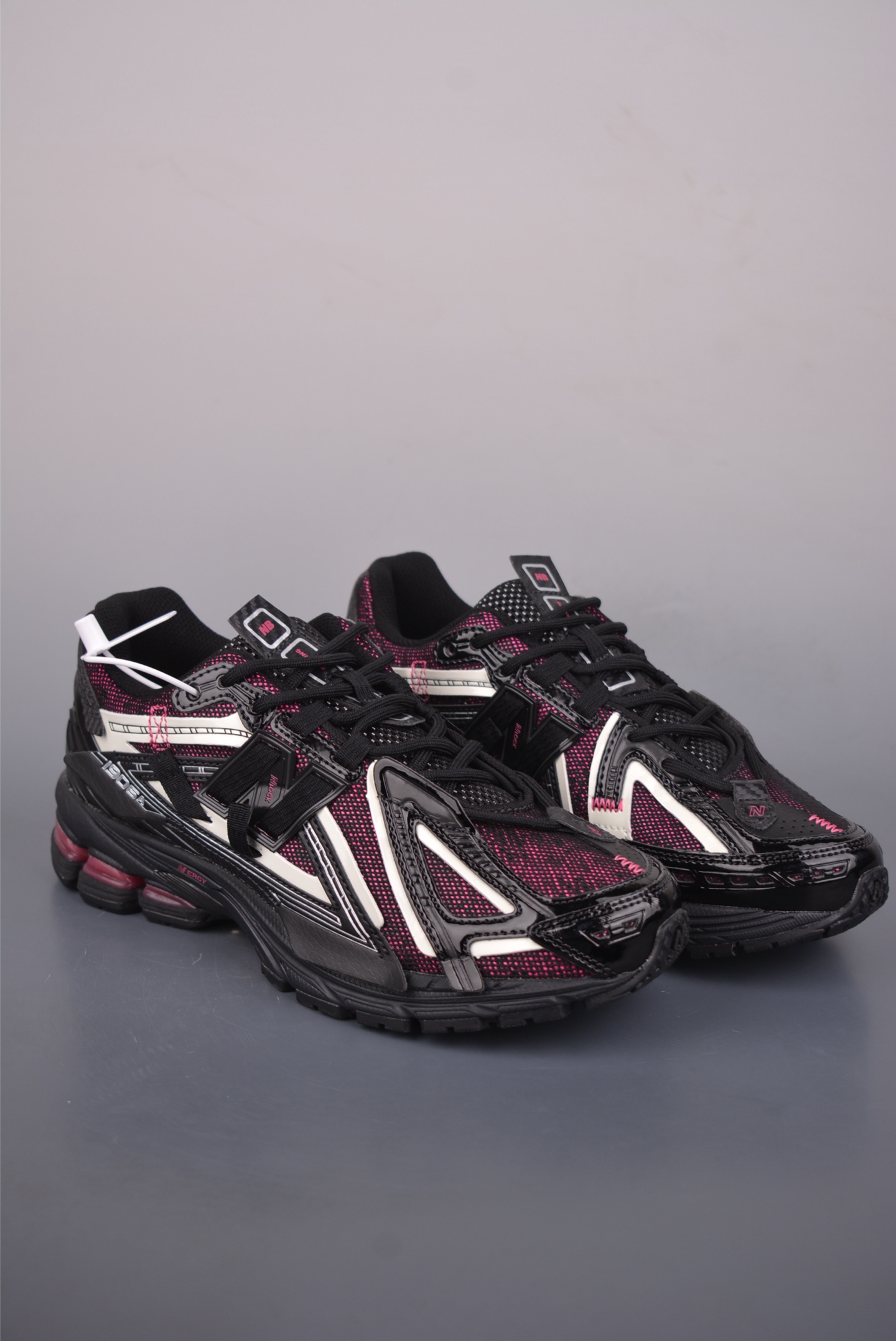 New Balance M1906系列 复古单品宝藏老爹鞋款 U1906AD New Balance M1906系列 复古单品宝藏老爹鞋款 U1906AD
