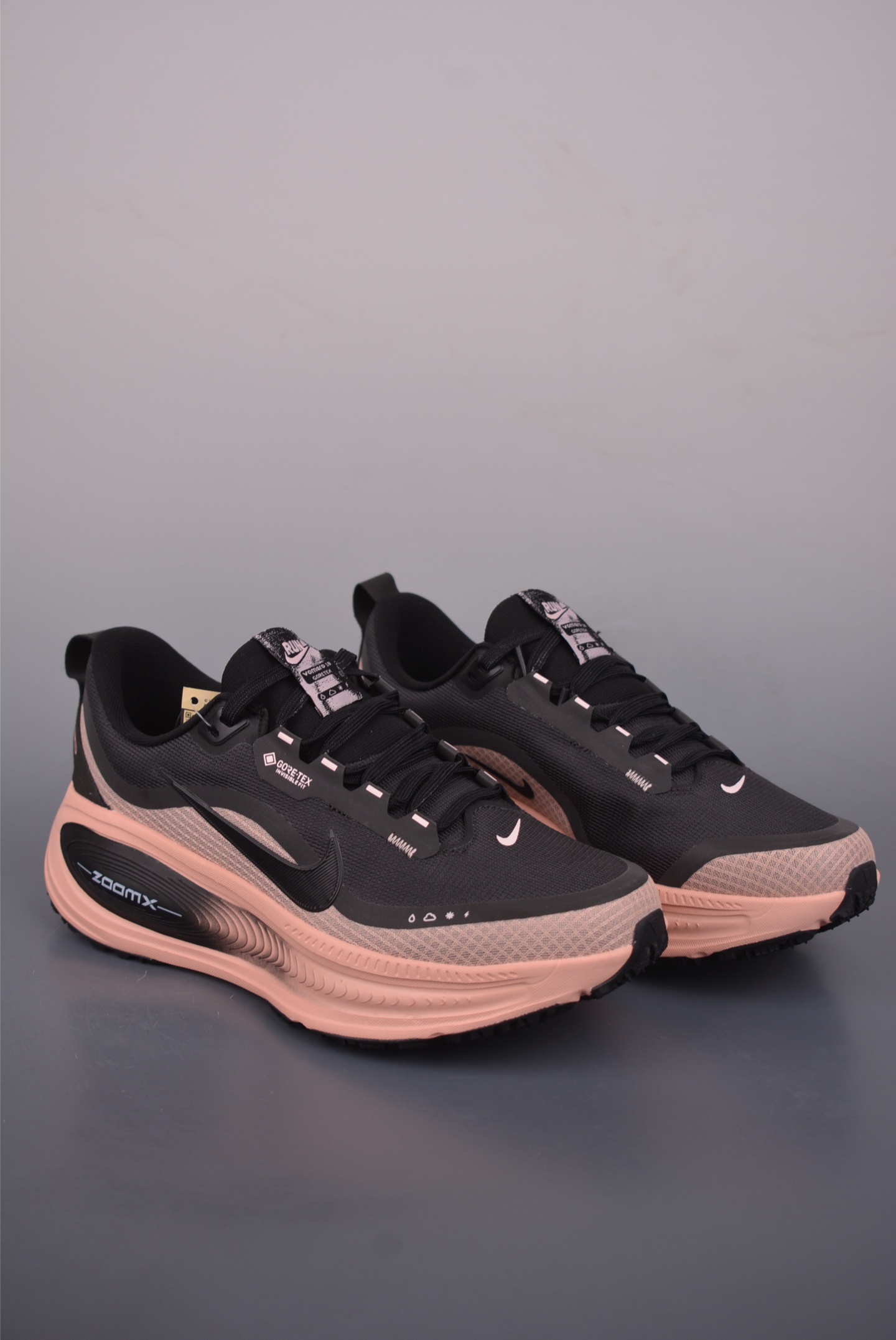Nike Air Zoom Vomero 18 GTX 全新科技提前原鞋开发 HQ7002-003 Nike Air Zoom Vomero 18 GTX 全新科技提前原鞋开发 HQ7002-003