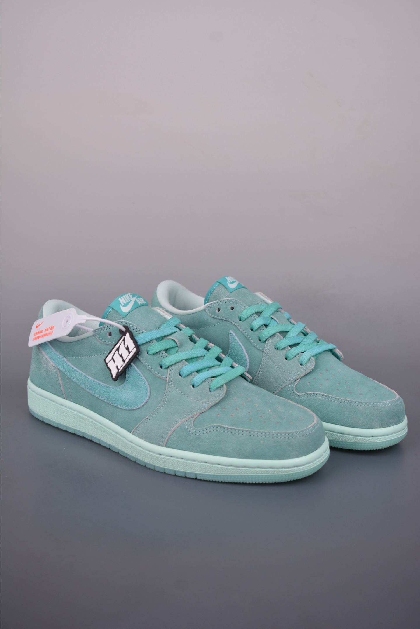 Air Jordan 1 Low 水洗青釉 AJ1乔1低帮休闲板鞋 HQ8111-300 Air Jordan 1 Low 水洗青釉 AJ1乔1低帮休闲板鞋 HQ8111-300