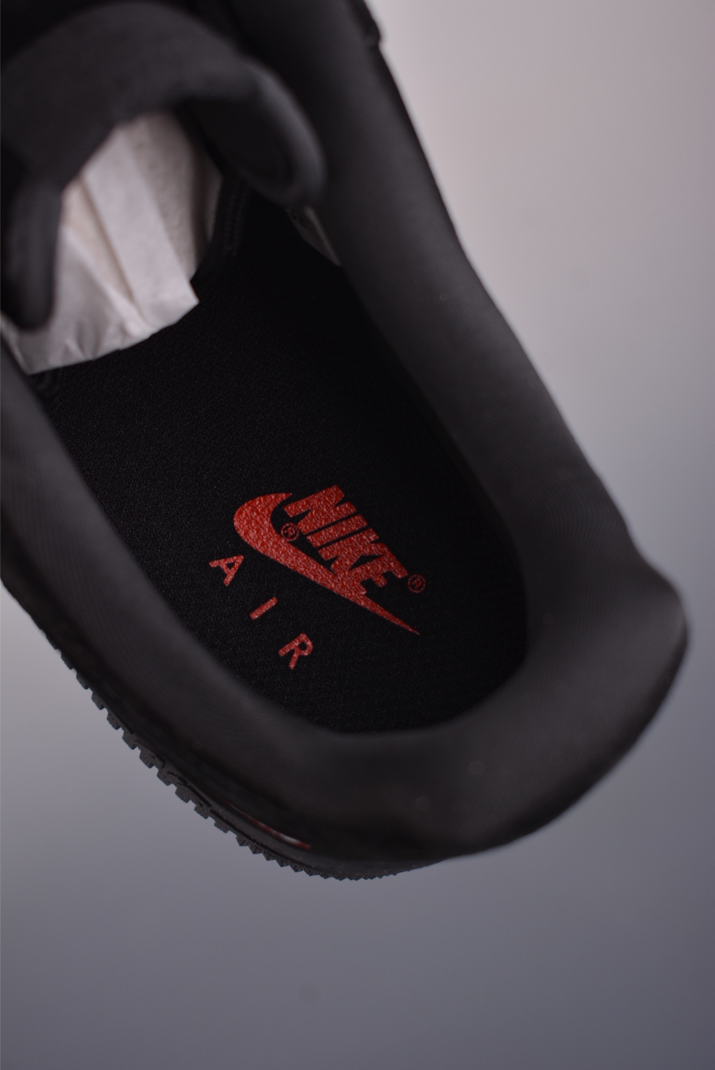 Nike Air Force 1 Low Supreme联名 DF0188-119 Nike Air Force 1 Low Supreme联名 DF0188-119