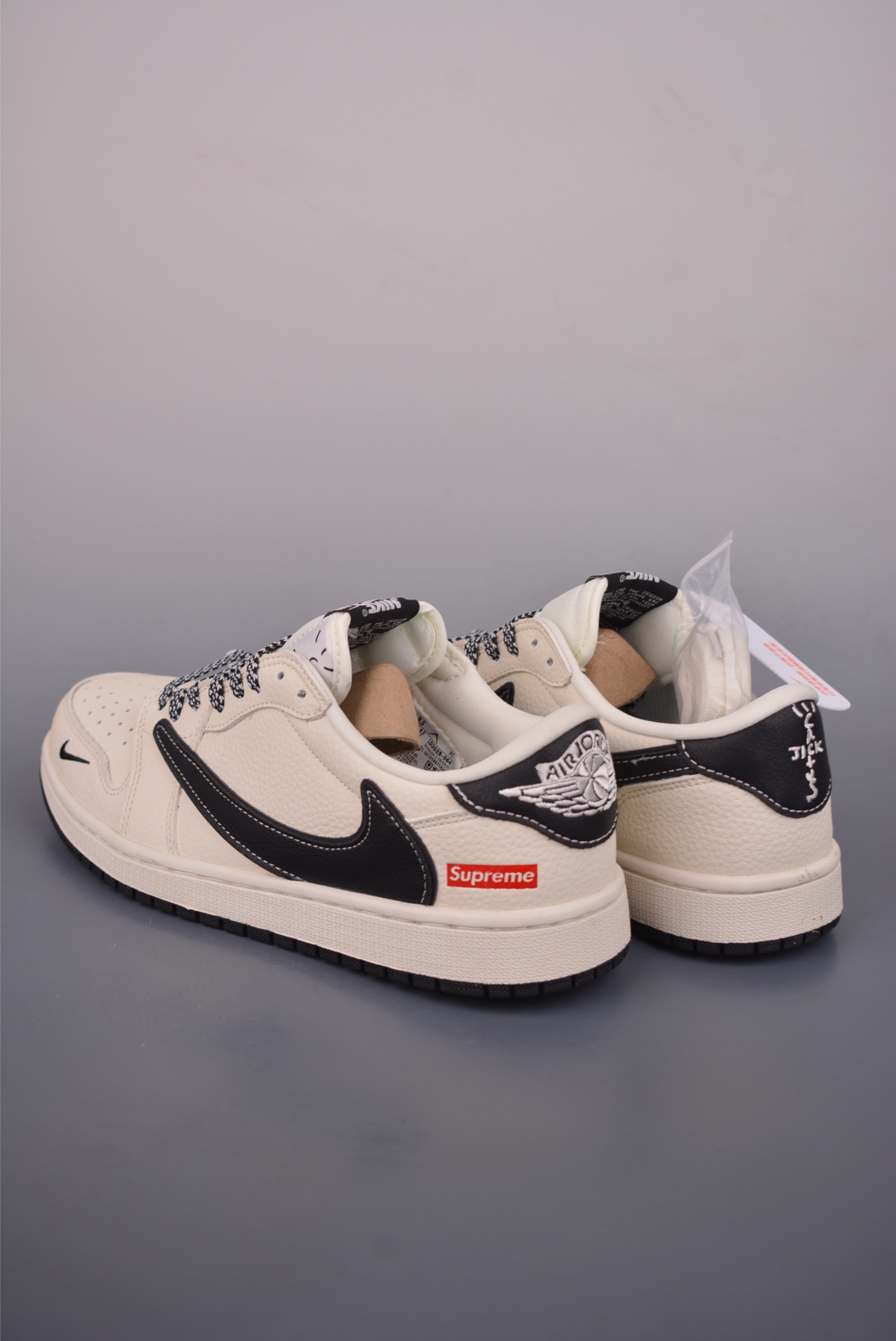 Fragment x Travis Scott x Supreme Air Jordan 1 Low 三方联名倒钩 LD2028-064