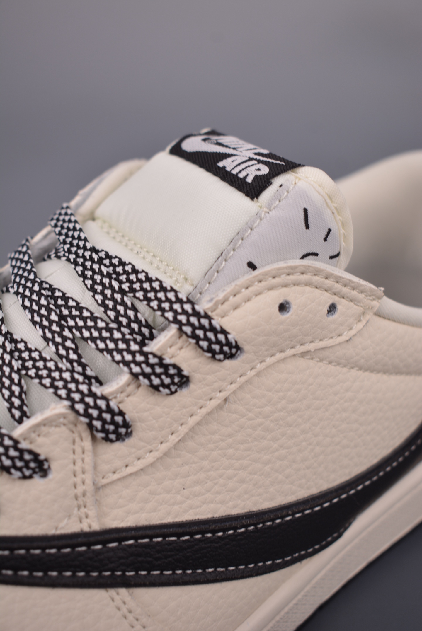 Fragment x Travis Scott x Supreme Air Jordan 1 Low 三方联名倒钩 LD2028-064