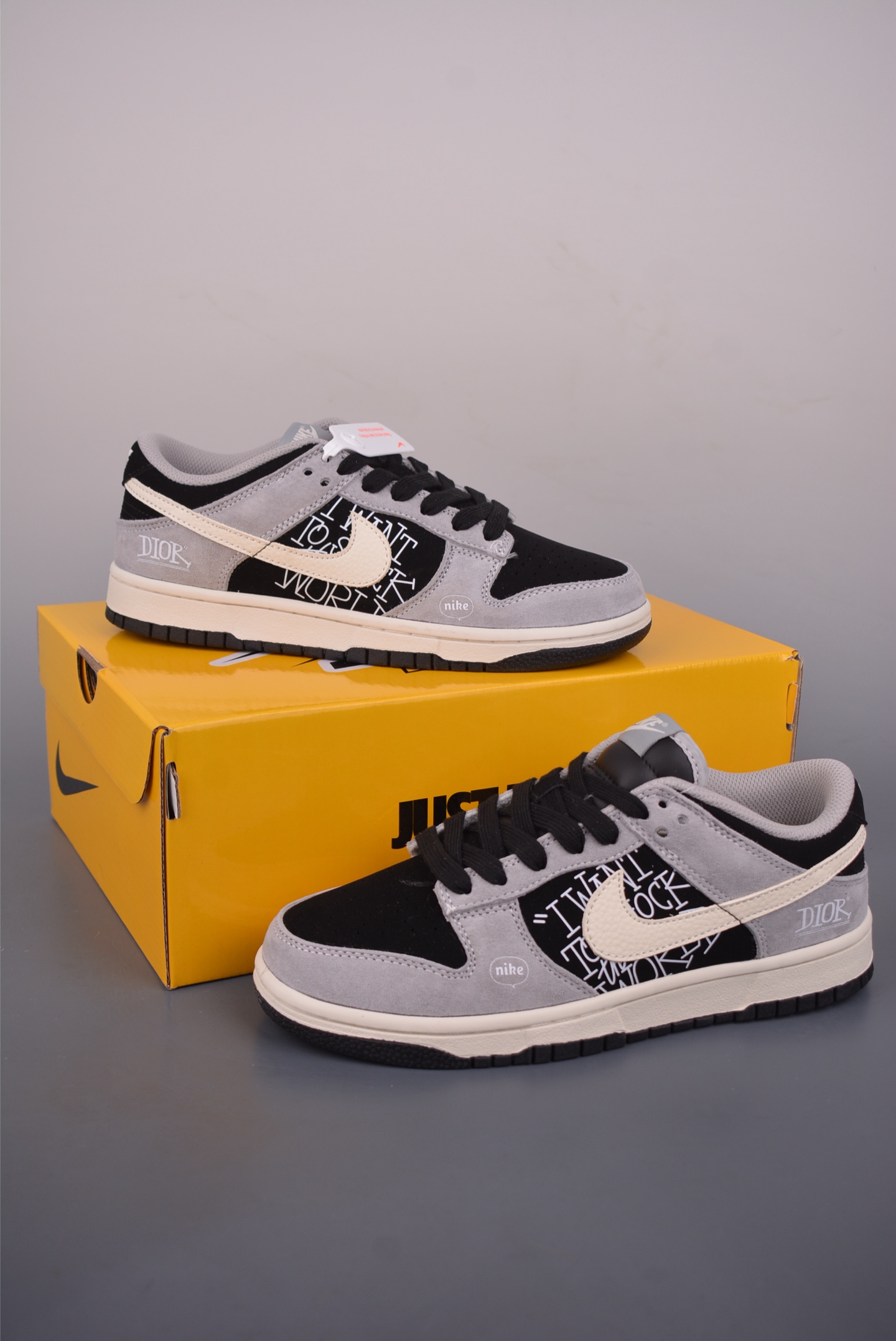 Nike SB Dunk Low Dior联名 DN3168-021 Nike SB Dunk Low Dior联名 DN3168-021