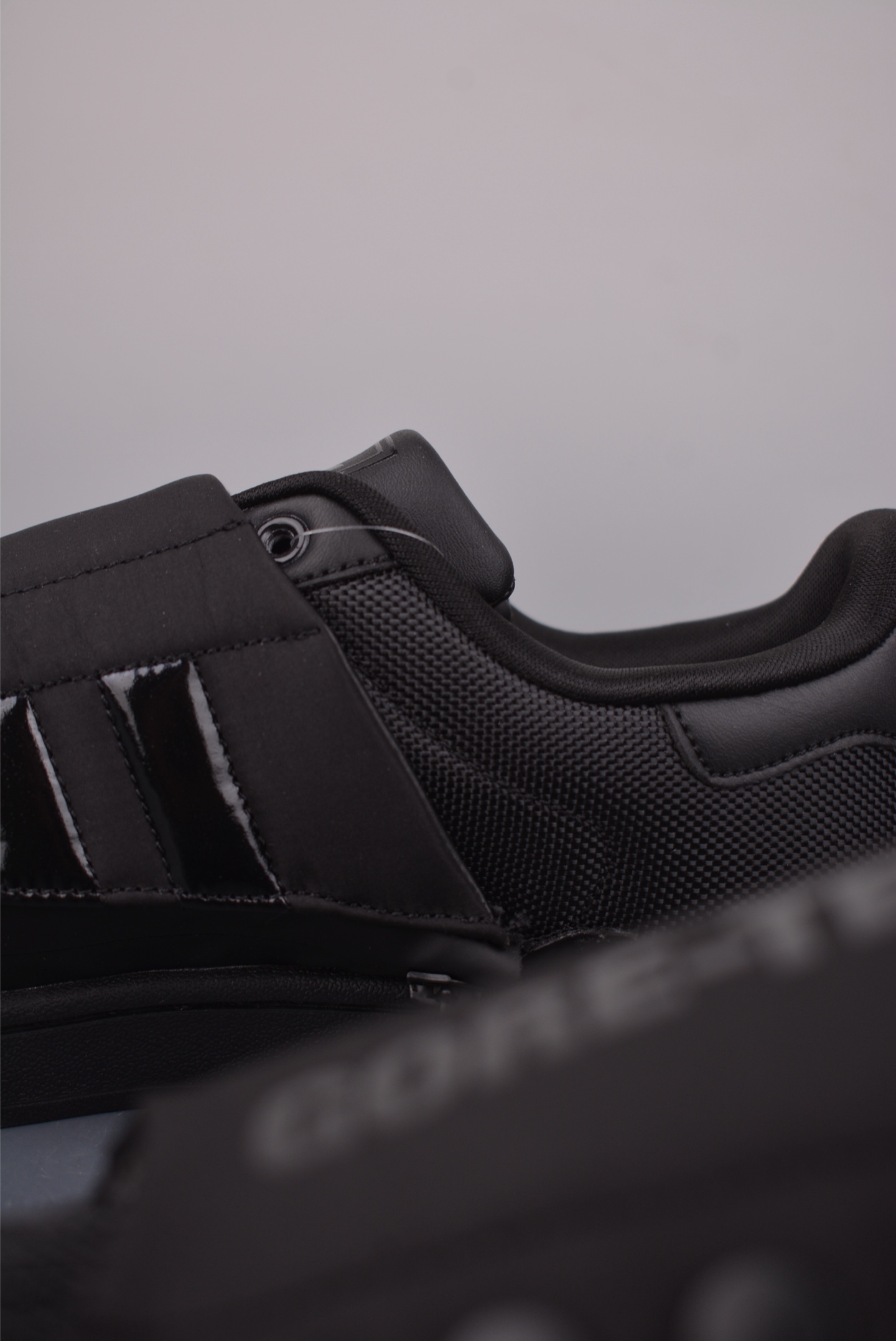 Adidas Originals Superstar 面包贝壳头 阿迪GORE-TEX的极寒防护组合 KJ3658