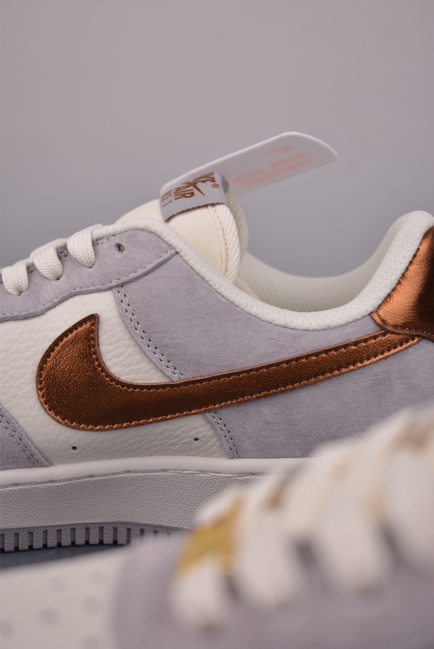 Nike Air Force 1 Low 玫金灰 DV5477-006 Nike Air Force 1 Low 玫金灰 DV5477-006