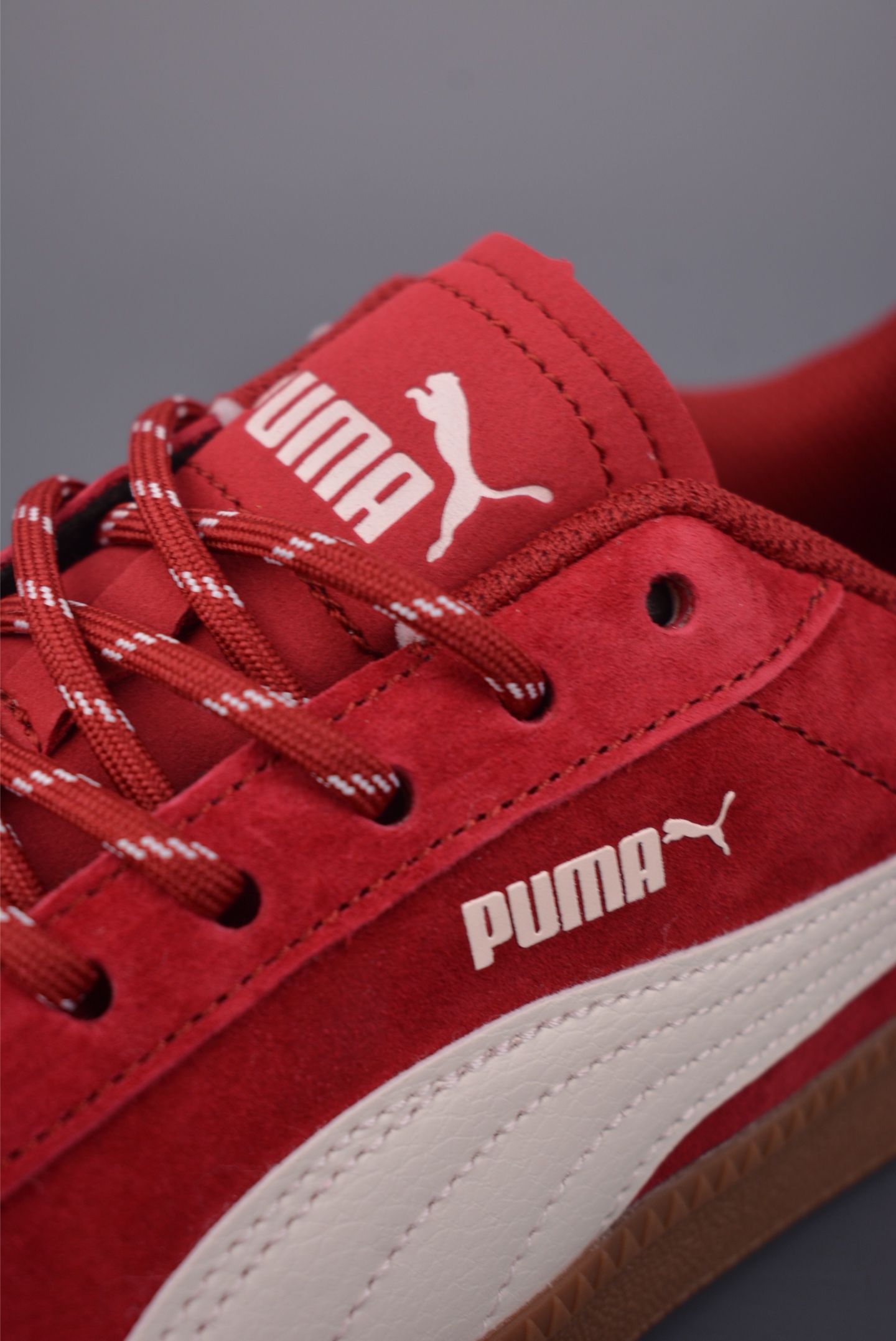 彪马Rose x Puma Speedcat 联名款 极速赛车系列彪马低帮生活休闲鞋 406756-233 彪马Rose x Puma Speedcat 联名款 极速赛车系列彪马低帮生活休闲鞋 406756-233