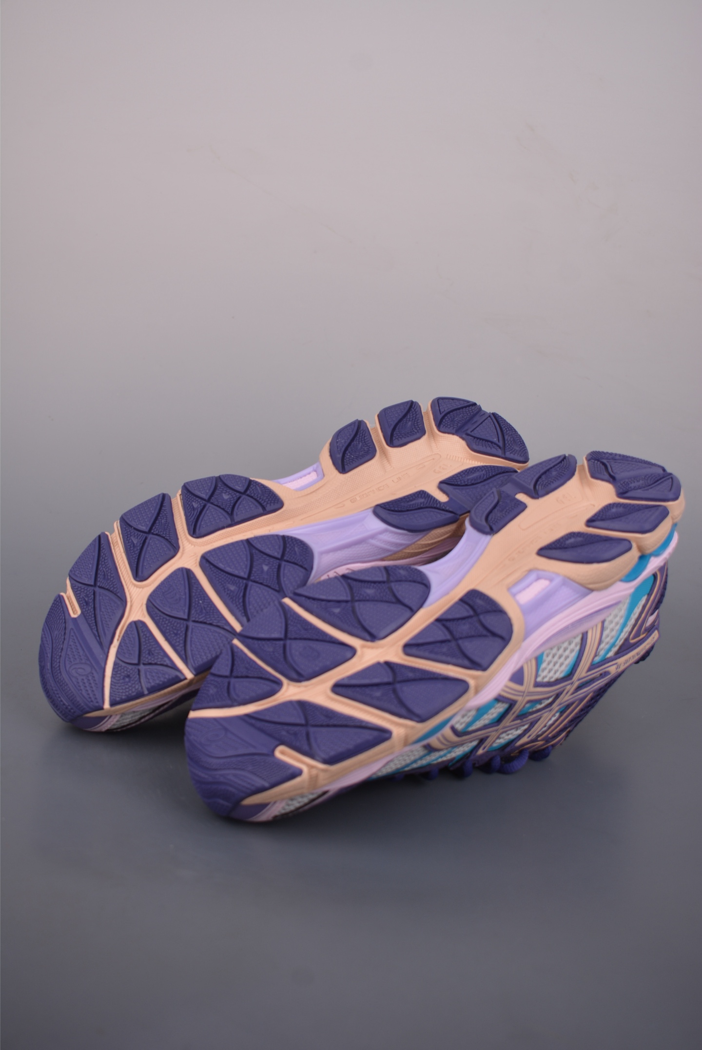 200 Asics Gel-CUMULUS 16 亚瑟士运动休闲透气专业跑鞋 1203A763-020-Chinese UA Cheap High Quatity Brand Clothes Bags handbags Sneakers wholesale wholesaler seller from China Factory suppliers Fashion Clothing Shoes best Quality Beautiful Price 200 Asics Gel-CUMULUS 16 亚瑟士运动休闲透气专业跑鞋 1203A763-020
