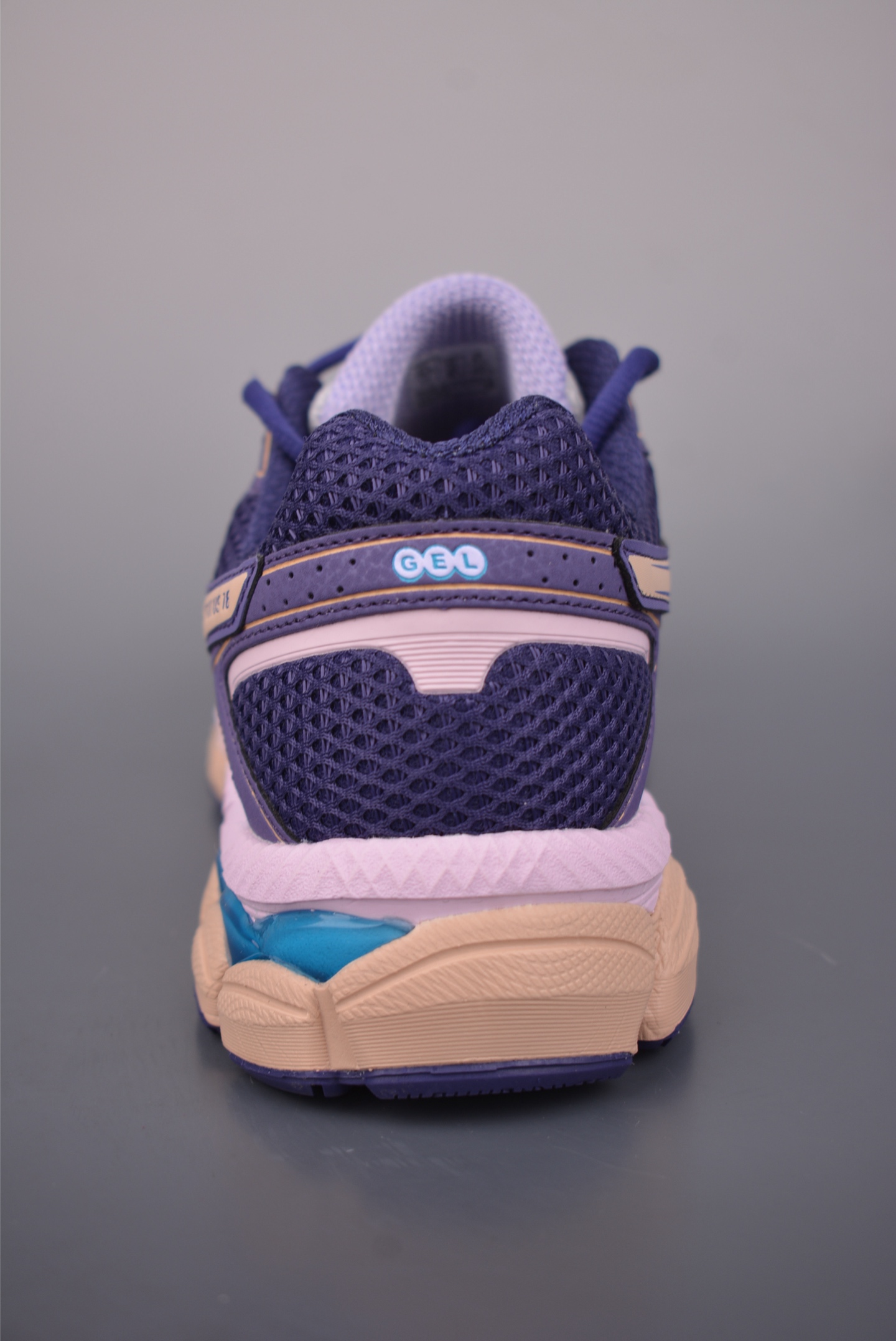 200 Asics Gel-CUMULUS 16 亚瑟士运动休闲透气专业跑鞋 1203A763-020-Chinese UA Cheap High Quatity Brand Clothes Bags handbags Sneakers wholesale wholesaler seller from China Factory suppliers Fashion Clothing Shoes best Quality Beautiful Price 200 Asics Gel-CUMULUS 16 亚瑟士运动休闲透气专业跑鞋 1203A763-020