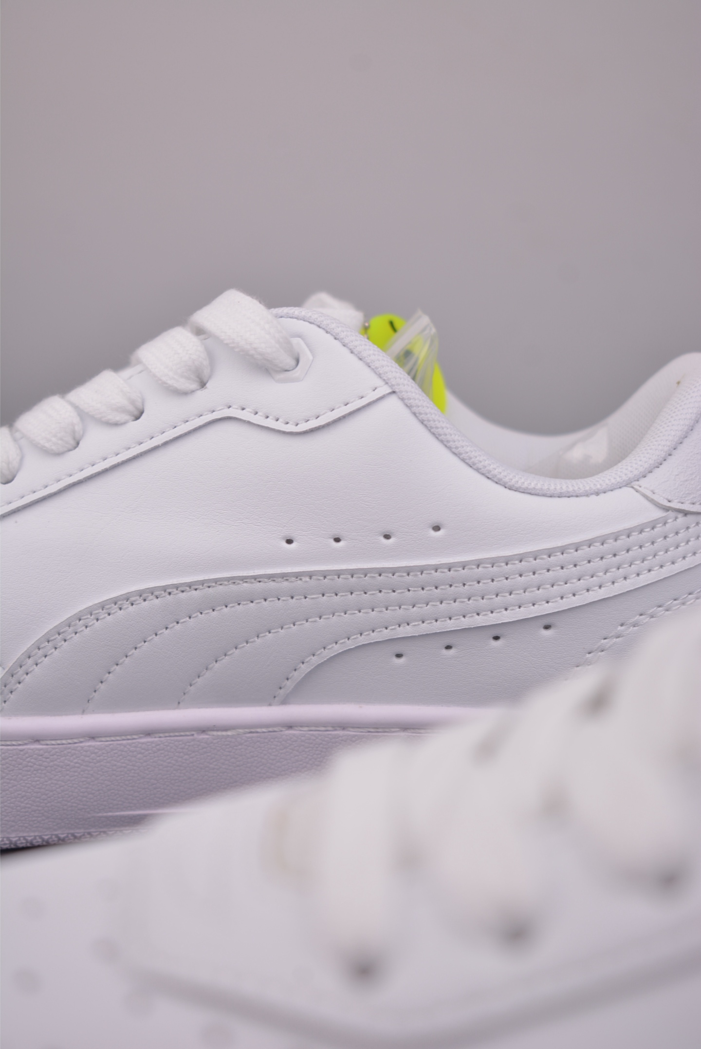 PUMA Ferrari CA Match 彪马 防滑耐磨低帮休闲板鞋 308621-102 PUMA Ferrari CA Match 彪马 防滑耐磨低帮休闲板鞋 308621-102