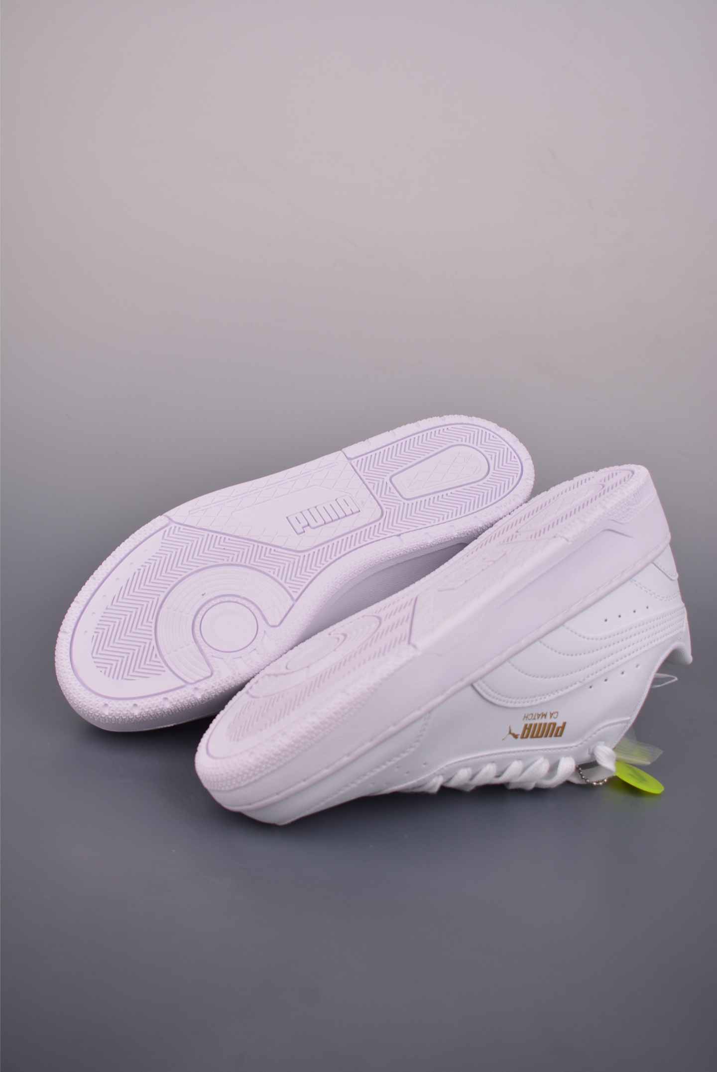 PUMA Ferrari CA Match 彪马 防滑耐磨低帮休闲板鞋 308621-102 PUMA Ferrari CA Match 彪马 防滑耐磨低帮休闲板鞋 308621-102