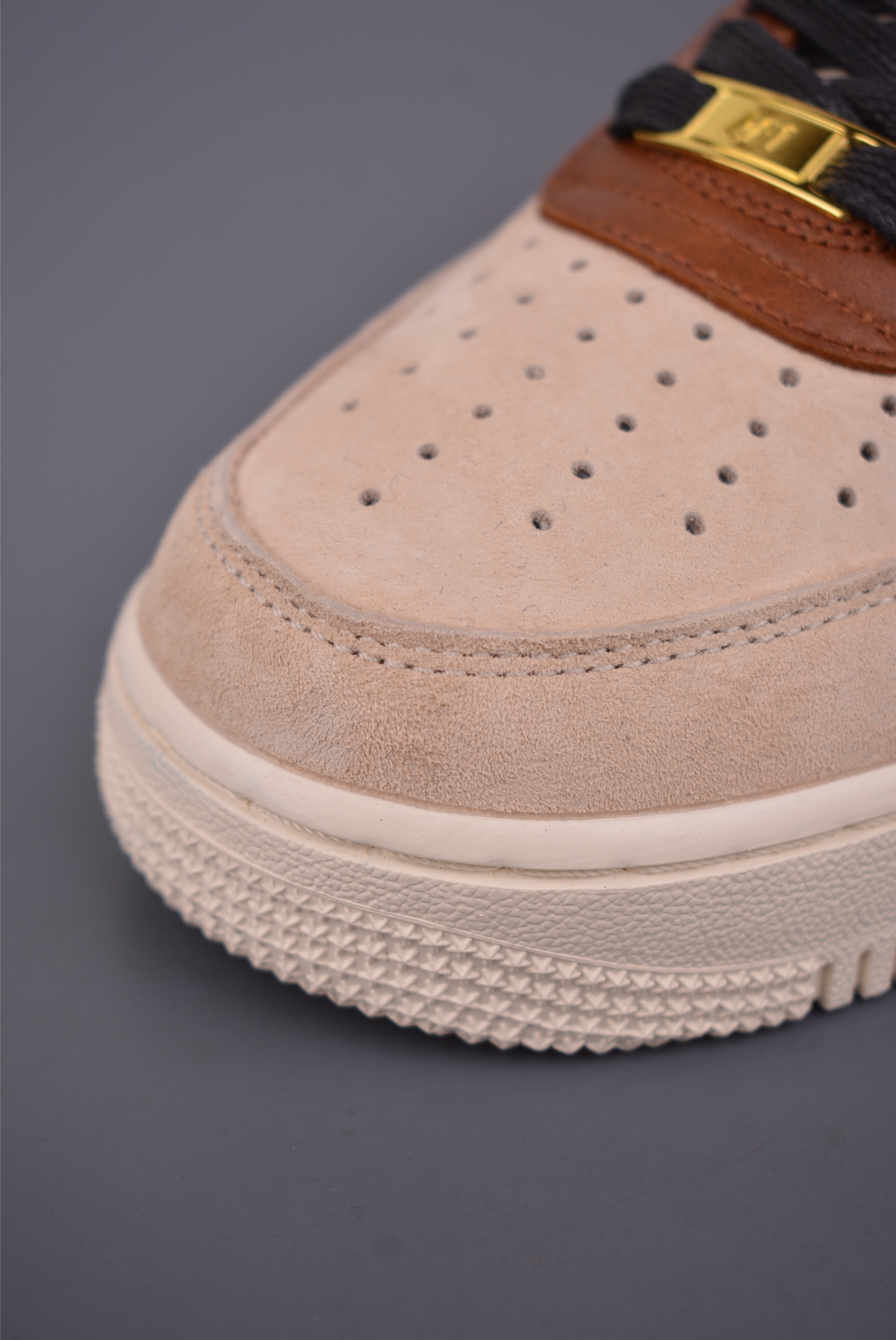 Nike Air Force 1 Low LV联名 FQ3546-100