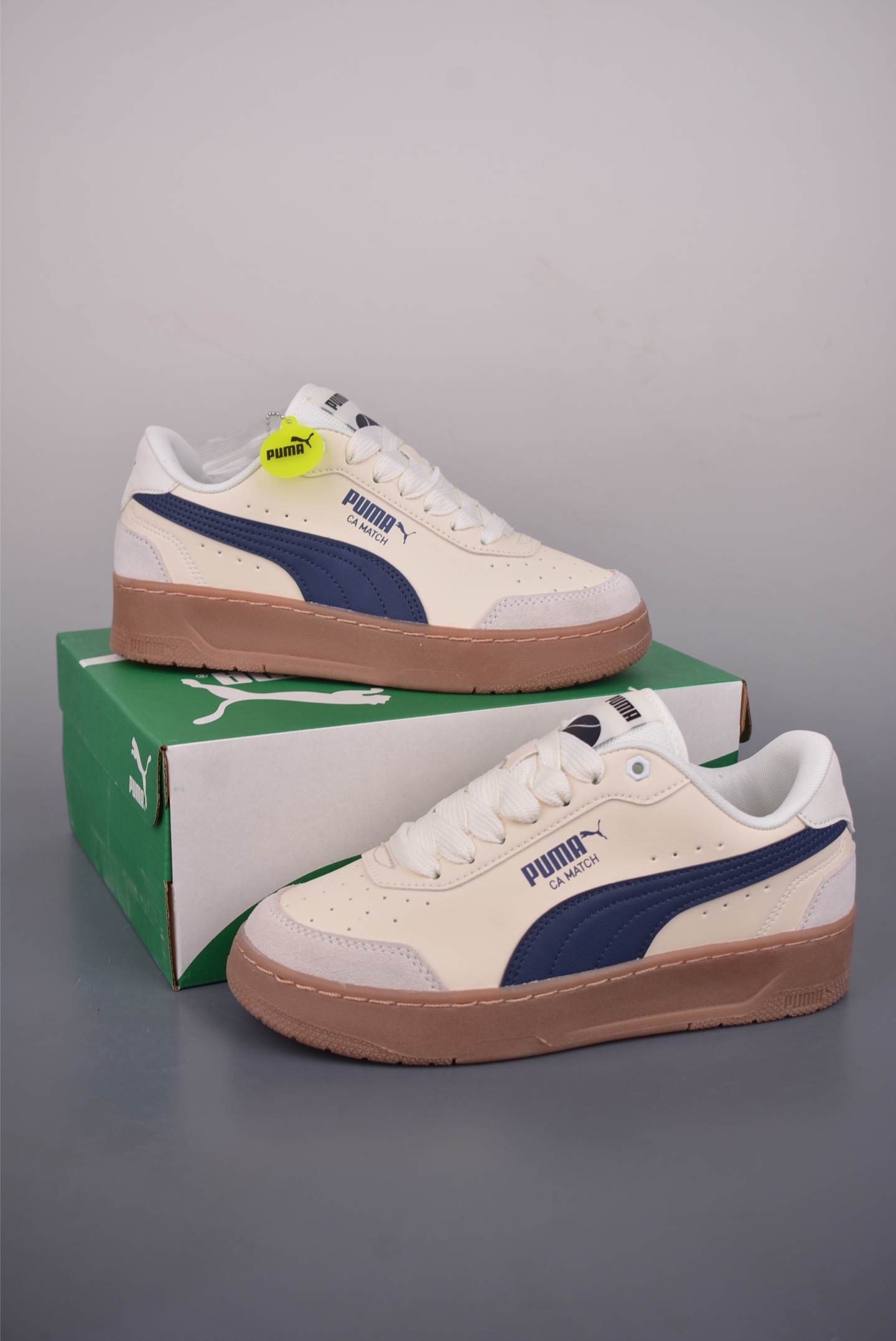 PUMA Ferrari CA Match 彪马 防滑耐磨低帮休闲板鞋 308621-112 PUMA Ferrari CA Match 彪马 防滑耐磨低帮休闲板鞋 308621-112