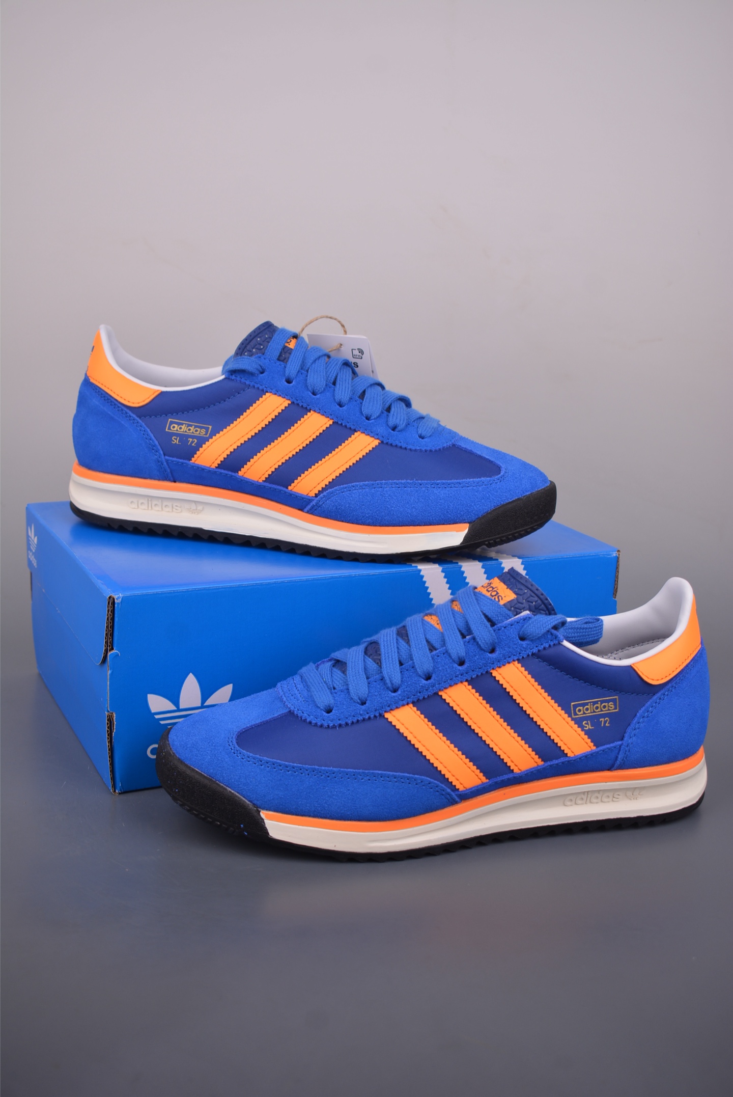adidas originals SL 72RS 超轻便透气复古慢跑鞋 JR8775 adidas originals SL 72RS 超轻便透气复古慢跑鞋 JR8775