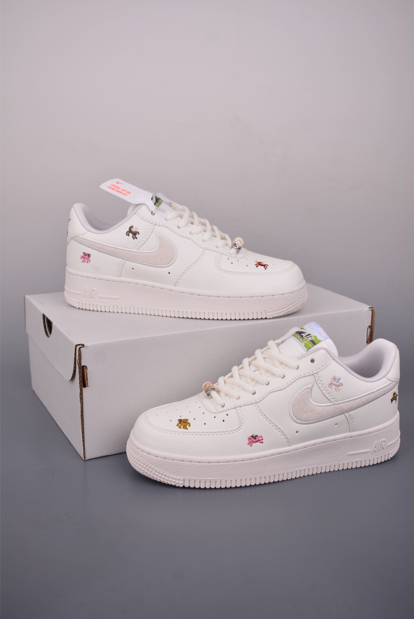 Nike Air Force 1 Low 马年限定 IQ1143-100 Nike Air Force 1 Low 马年限定 IQ1143-100