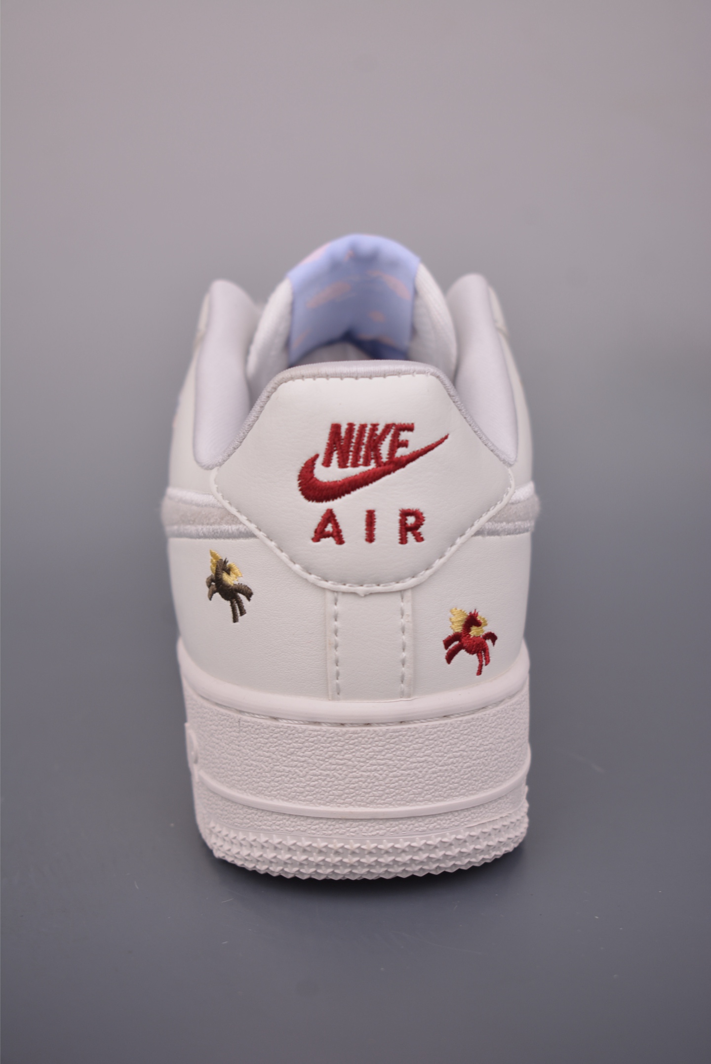 Nike Air Force 1 Low 马年限定 IQ1143-100 Nike Air Force 1 Low 马年限定 IQ1143-100