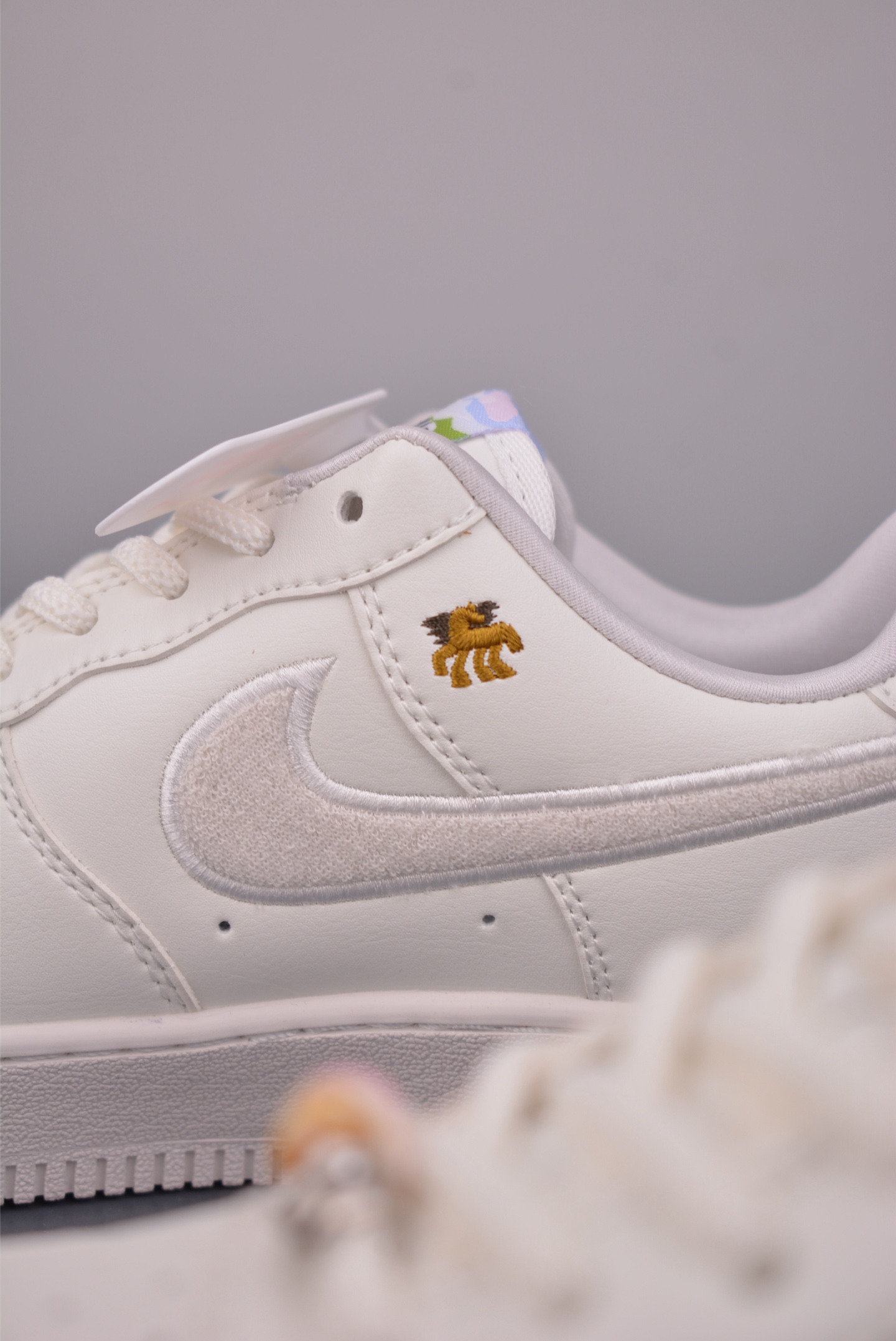 Nike Air Force 1 Low 马年限定 IQ1143-100 Nike Air Force 1 Low 马年限定 IQ1143-100