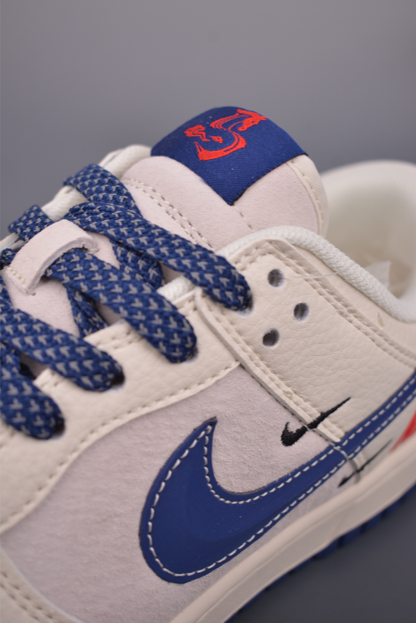 Nike SB Dunk Low 马年限定 FC7688-204 Nike SB Dunk Low 马年限定 FC7688-204