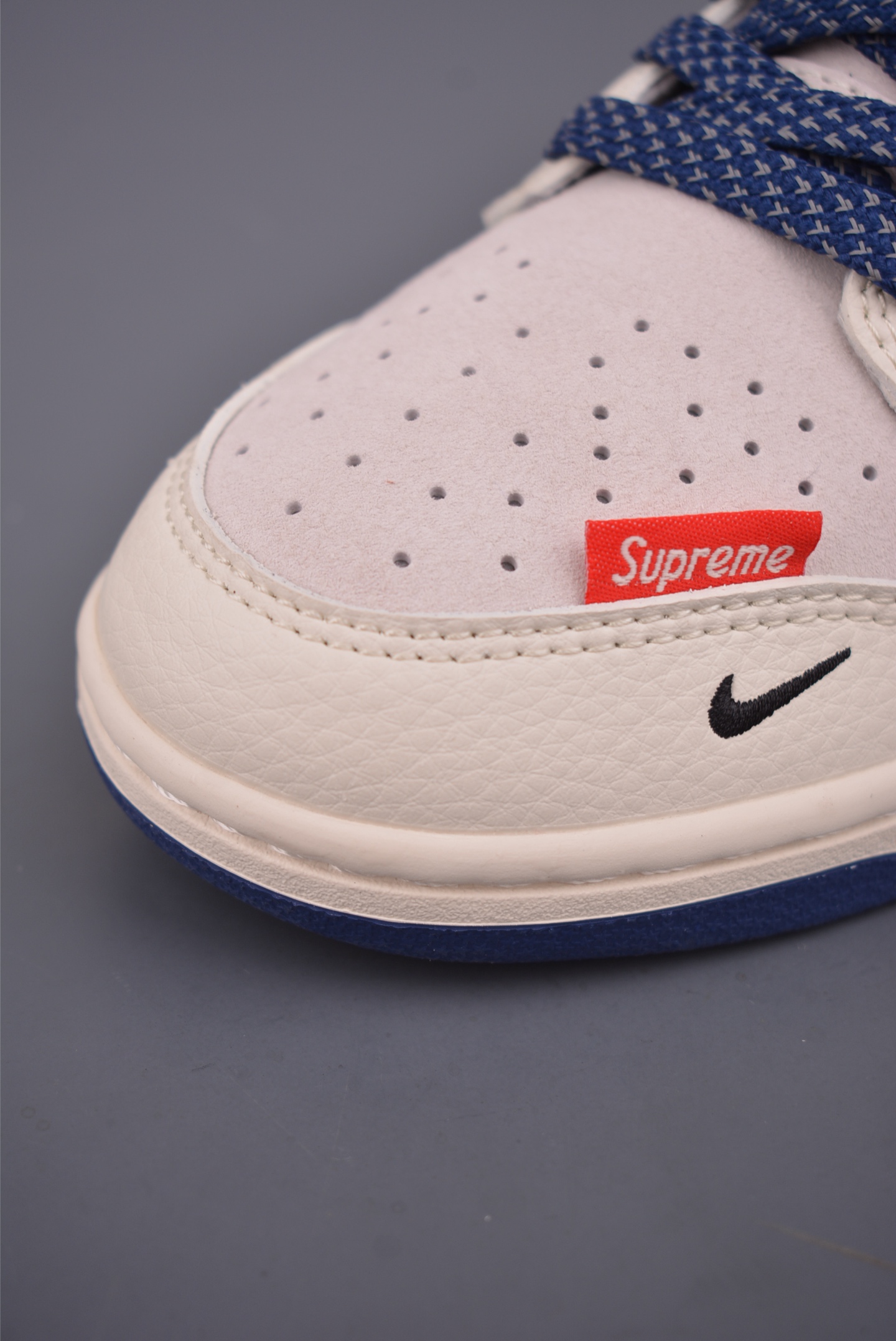 Nike SB Dunk Low 马年限定 FC7688-204 Nike SB Dunk Low 马年限定 FC7688-204