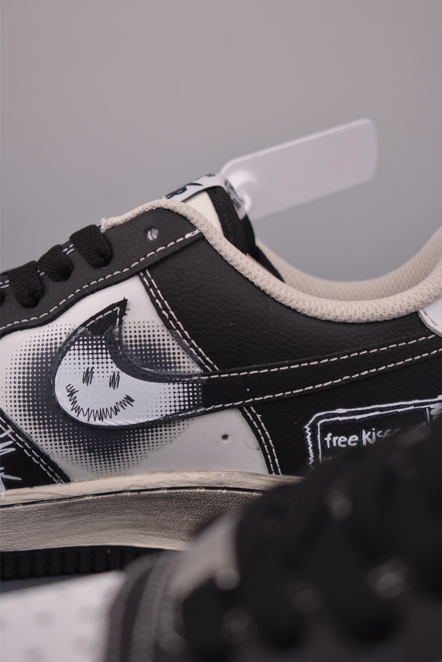 Nike Air Force 1 Low 手绘涂鸦 DB3301-808 Nike Air Force 1 Low 手绘涂鸦 DB3301-808