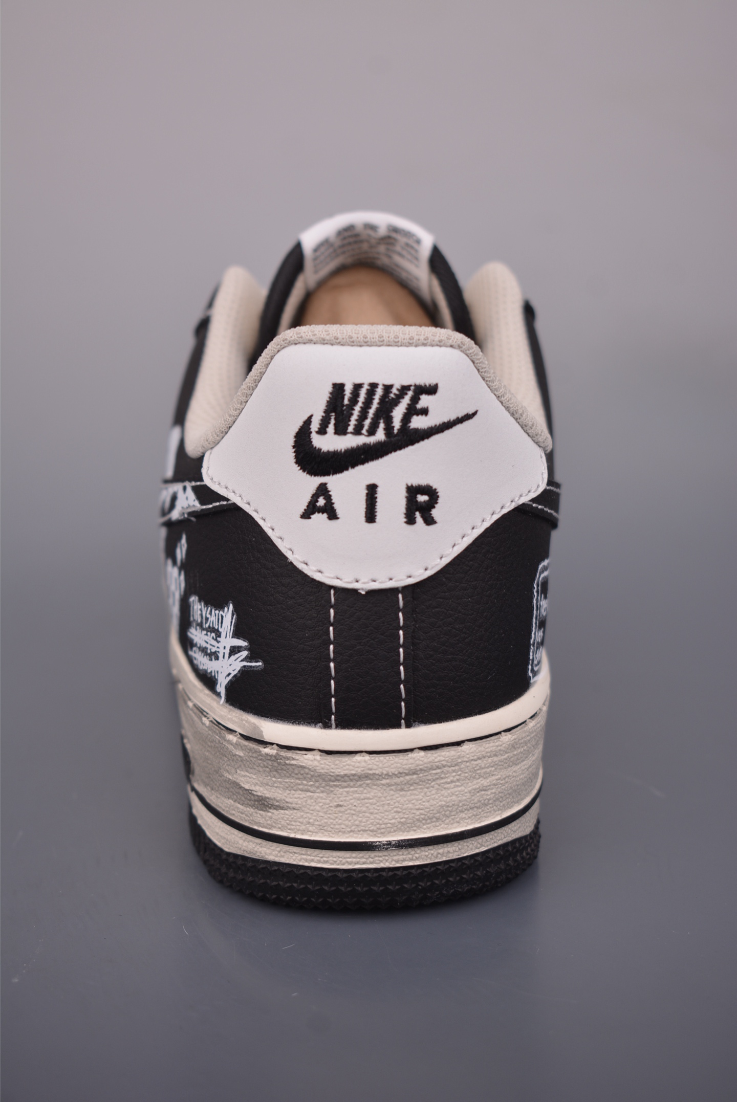 Nike Air Force 1 Low 手绘涂鸦 DB3301-808 Nike Air Force 1 Low 手绘涂鸦 DB3301-808