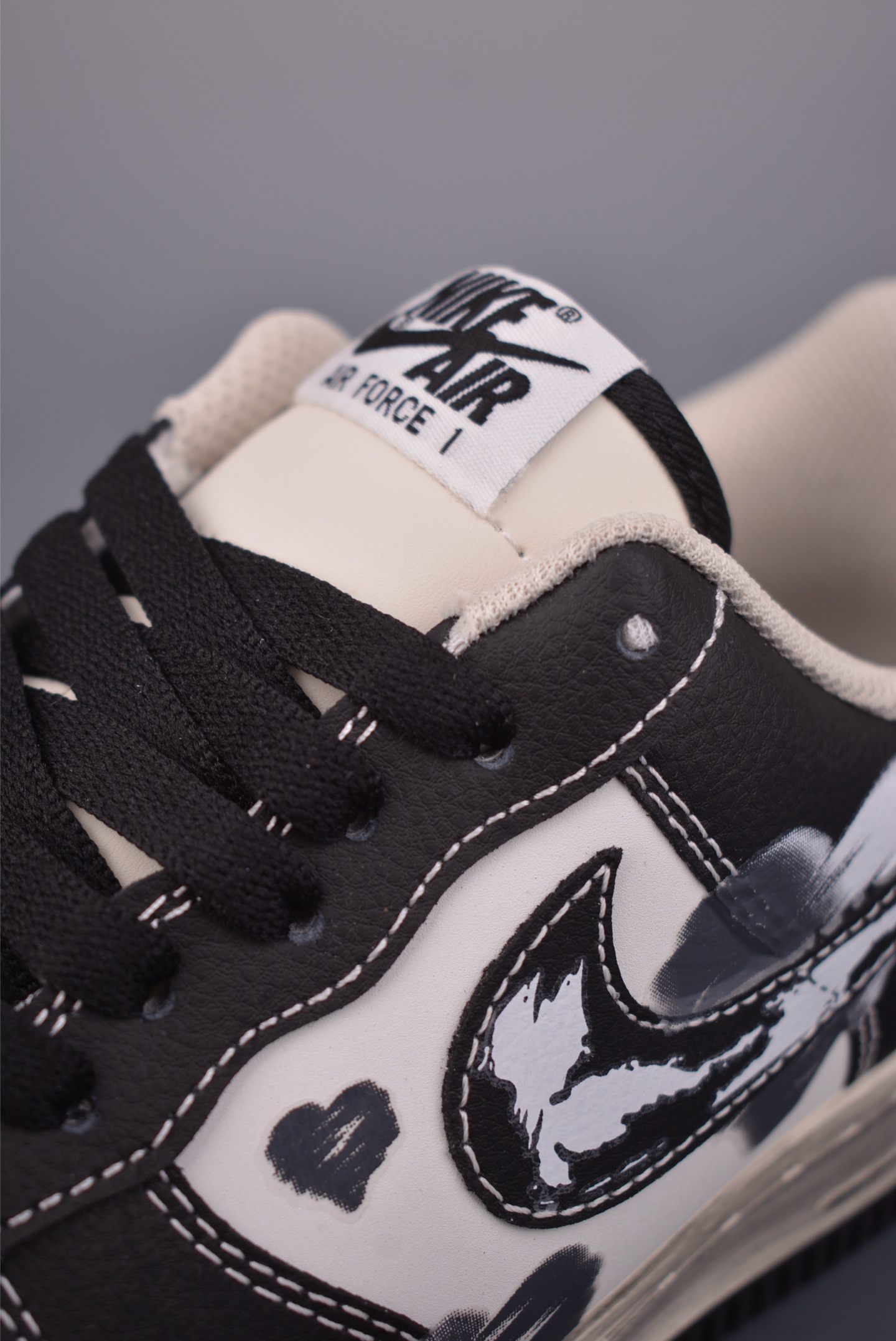 Nike Air Force 1 Low 手绘涂鸦 DB3301-808 Nike Air Force 1 Low 手绘涂鸦 DB3301-808