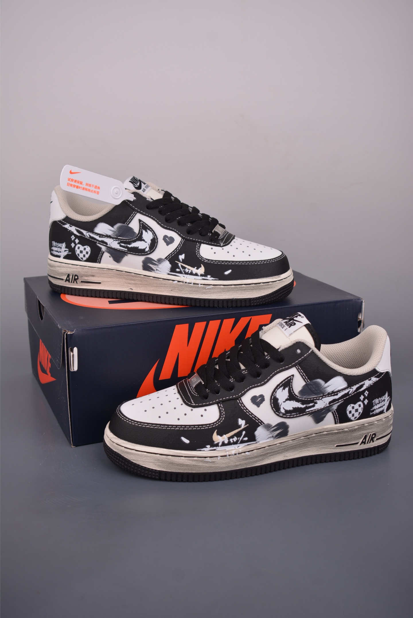 Nike Air Force 1 Low 手绘涂鸦 DB3301-808 Nike Air Force 1 Low 手绘涂鸦 DB3301-808