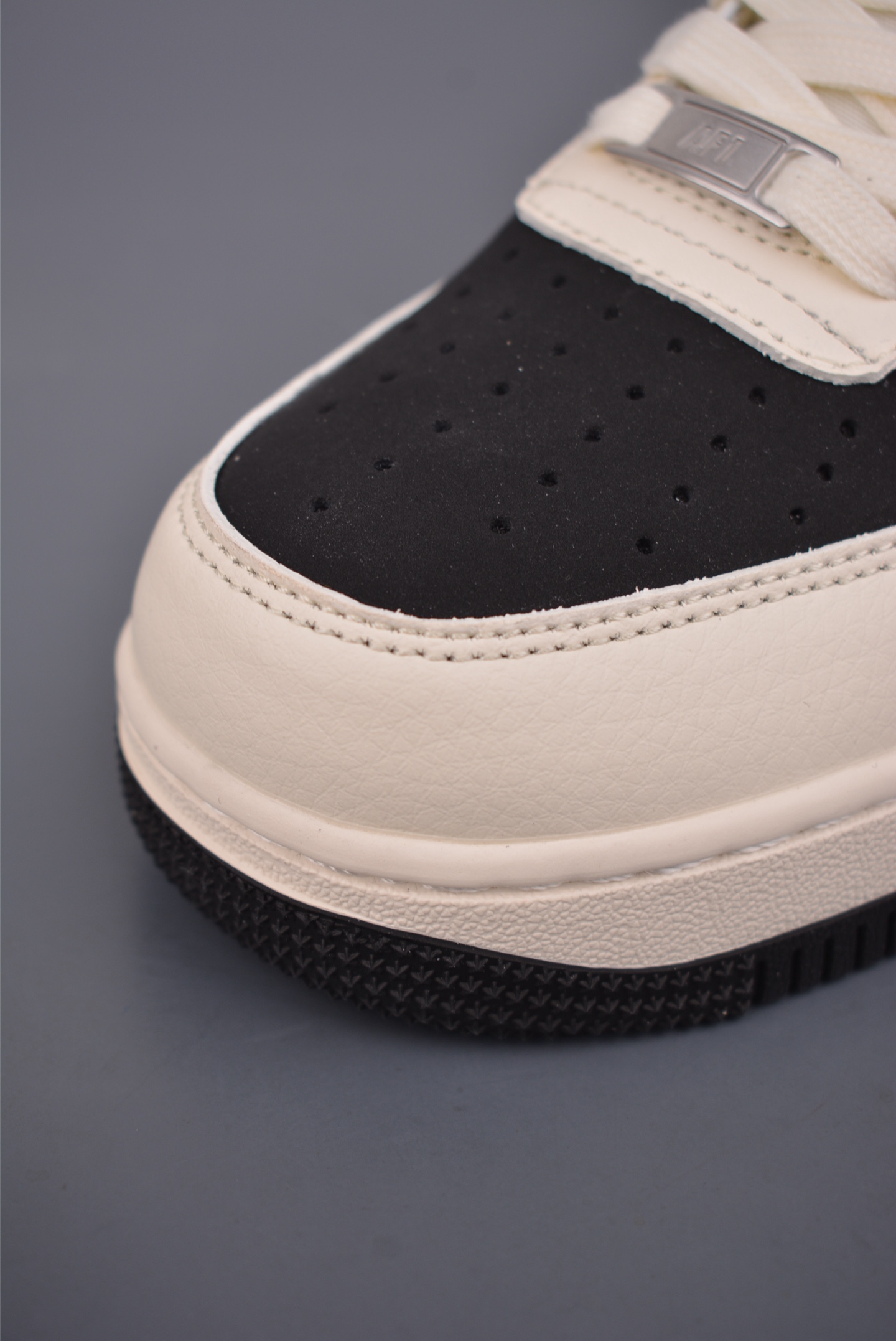 Nike Air Force 1 Low 米黑 XD9314-613