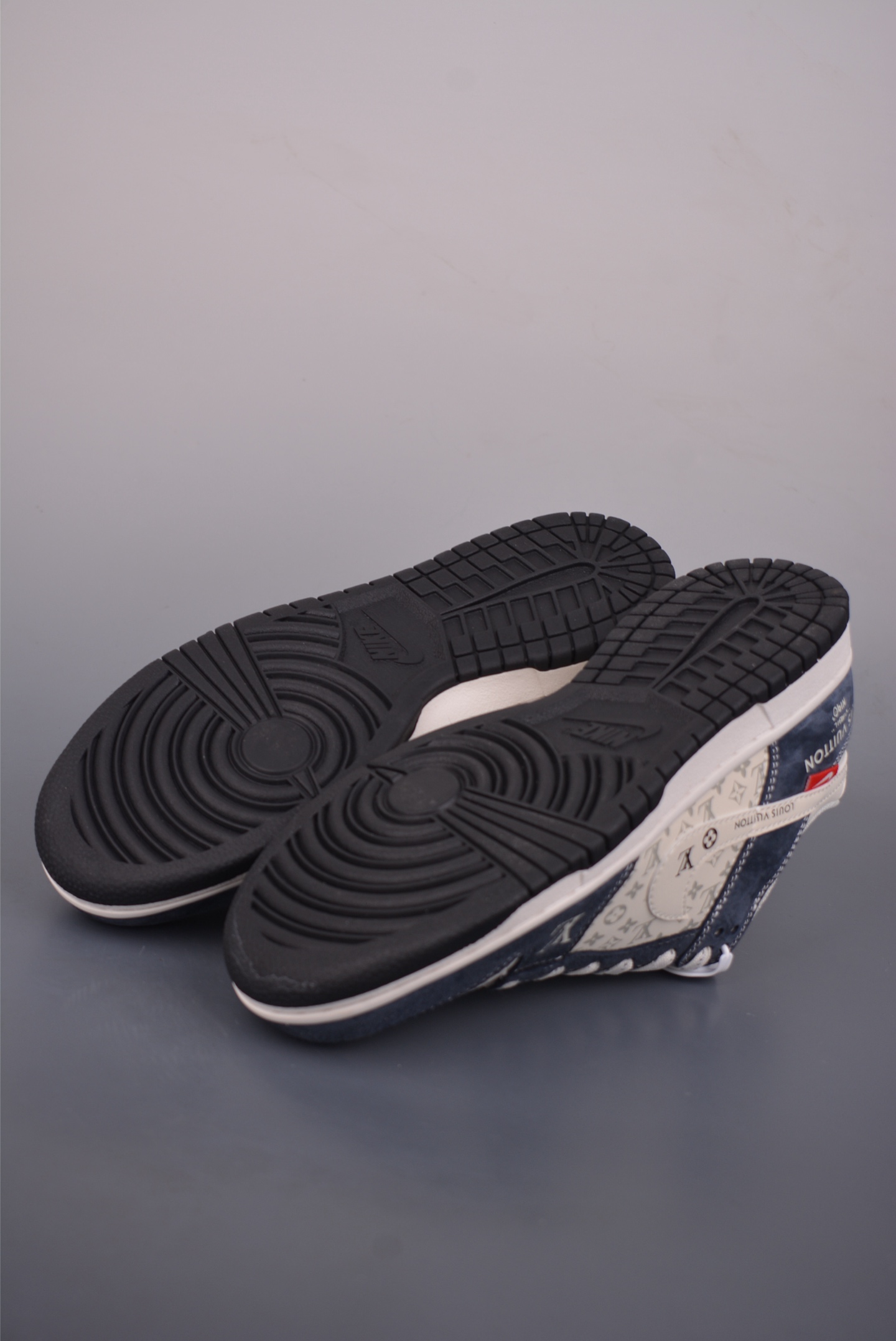 Nike SB Dunk Low LV联名 KG6699-F01