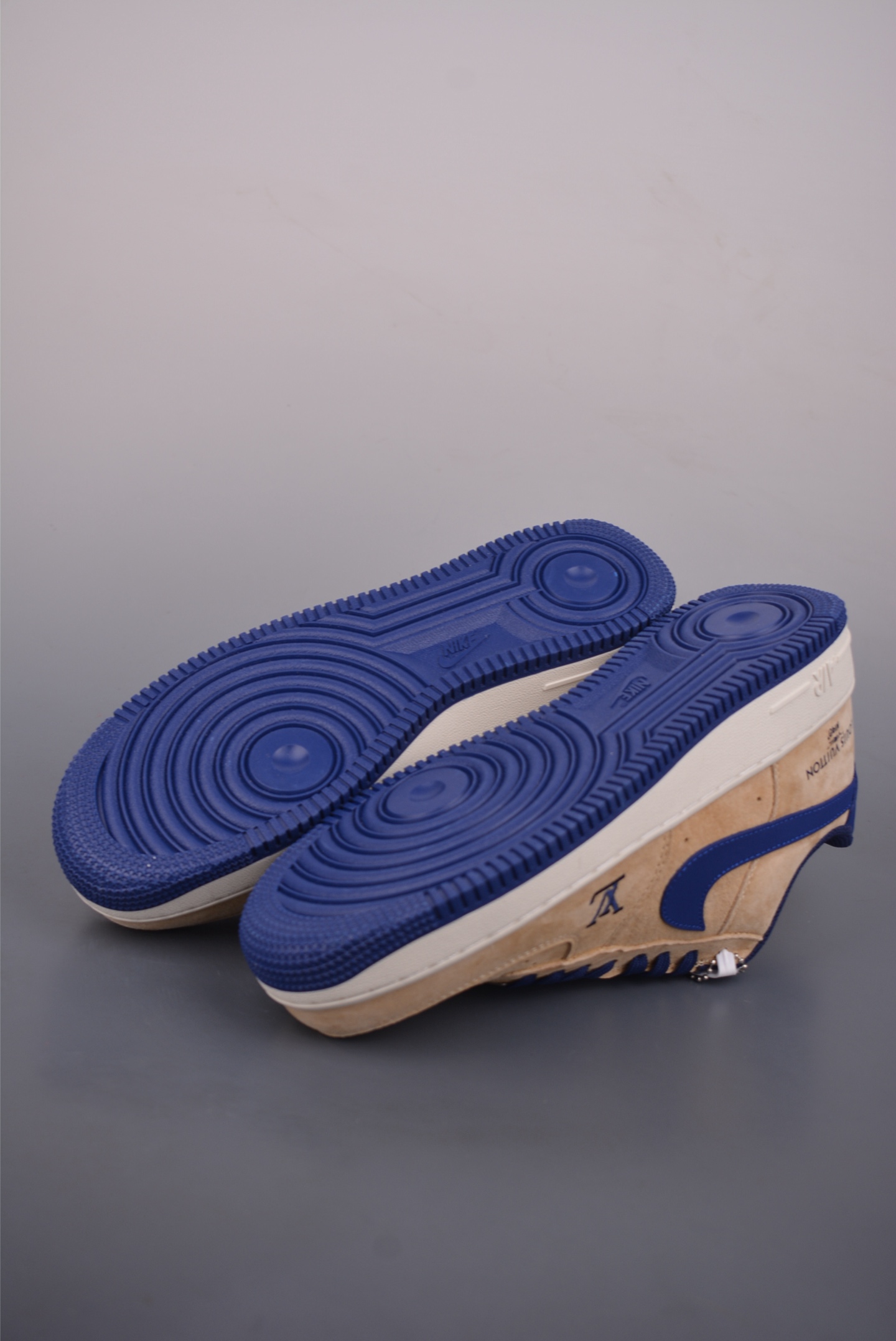 Nike Air Force 1 Low LV联名 FQ3545-300 Nike Air Force 1 Low LV联名 FQ3545-300