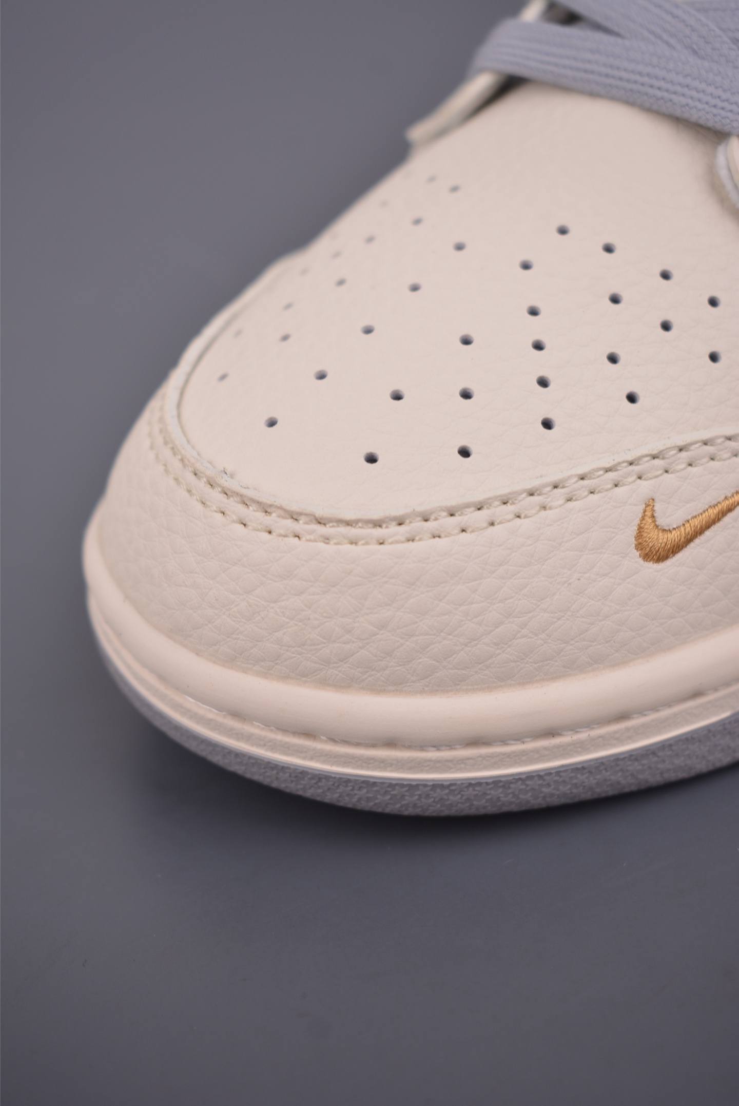Nike SB Dunk Low 陈冠希 解构绑带 DD1391-100 Nike SB Dunk Low 陈冠希 解构绑带 DD1391-100