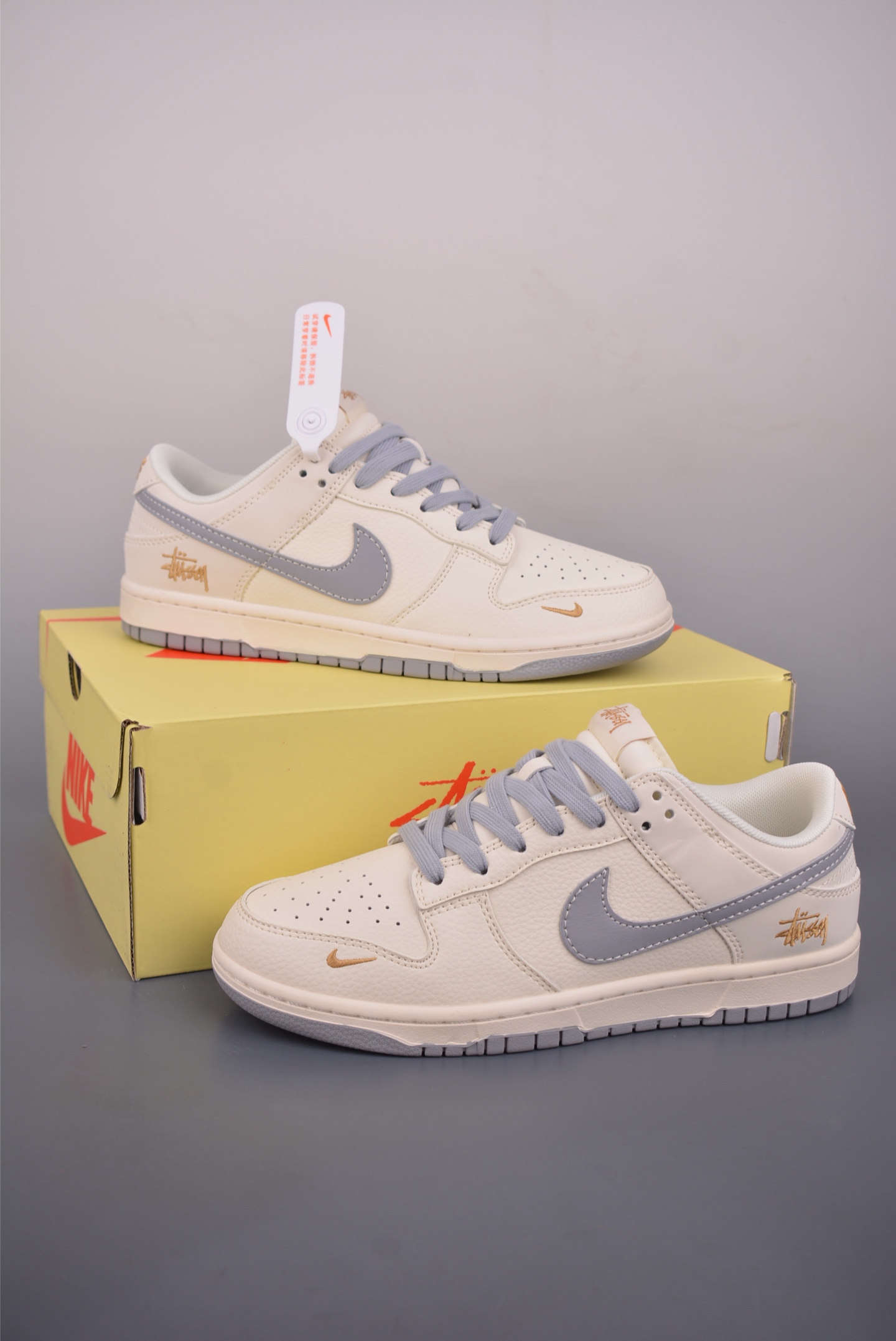 Nike SB Dunk Low 陈冠希 解构绑带 DD1391-100 Nike SB Dunk Low 陈冠希 解构绑带 DD1391-100