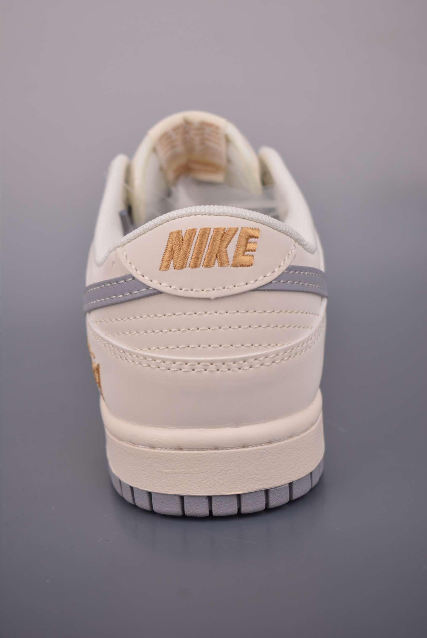 Nike SB Dunk Low 陈冠希 解构绑带 DD1391-100 Nike SB Dunk Low 陈冠希 解构绑带 DD1391-100