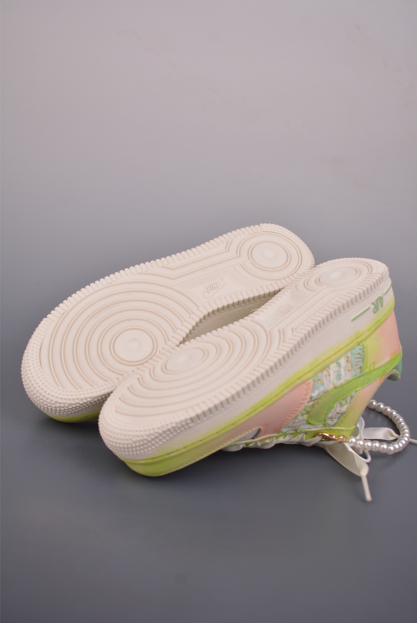 Nike Air Force 1 Low 珍珠软玉 FJ7740-101-High Quatity Cheap Brand wholesale wholesaler seller Clothes Bags handbags Sneakers Top Fashion Clothing Shoes from China Factory Chinese suppliers best Quality Beautiful Price Nike Air Force 1 Low 珍珠软玉 FJ7740-101