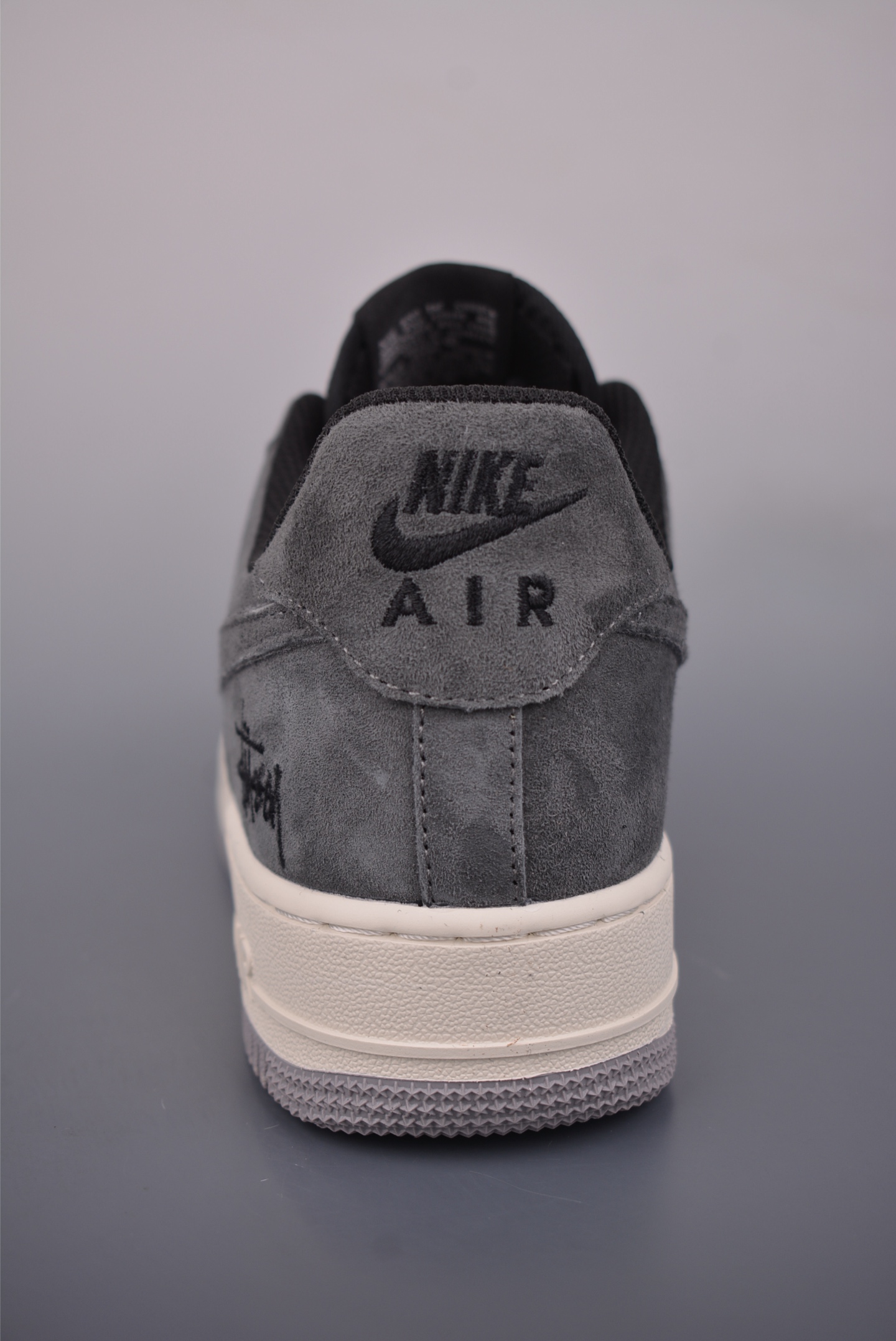 Nike Air Force 1 Low 斯图西联名 DV5477-401-High Quatity Cheap Brand wholesale wholesaler seller Clothes Bags handbags Sneakers Top Fashion Clothing Shoes from China Factory Chinese suppliers best Quality Beautiful Price Nike Air Force 1 Low 斯图西联名 DV5477-401