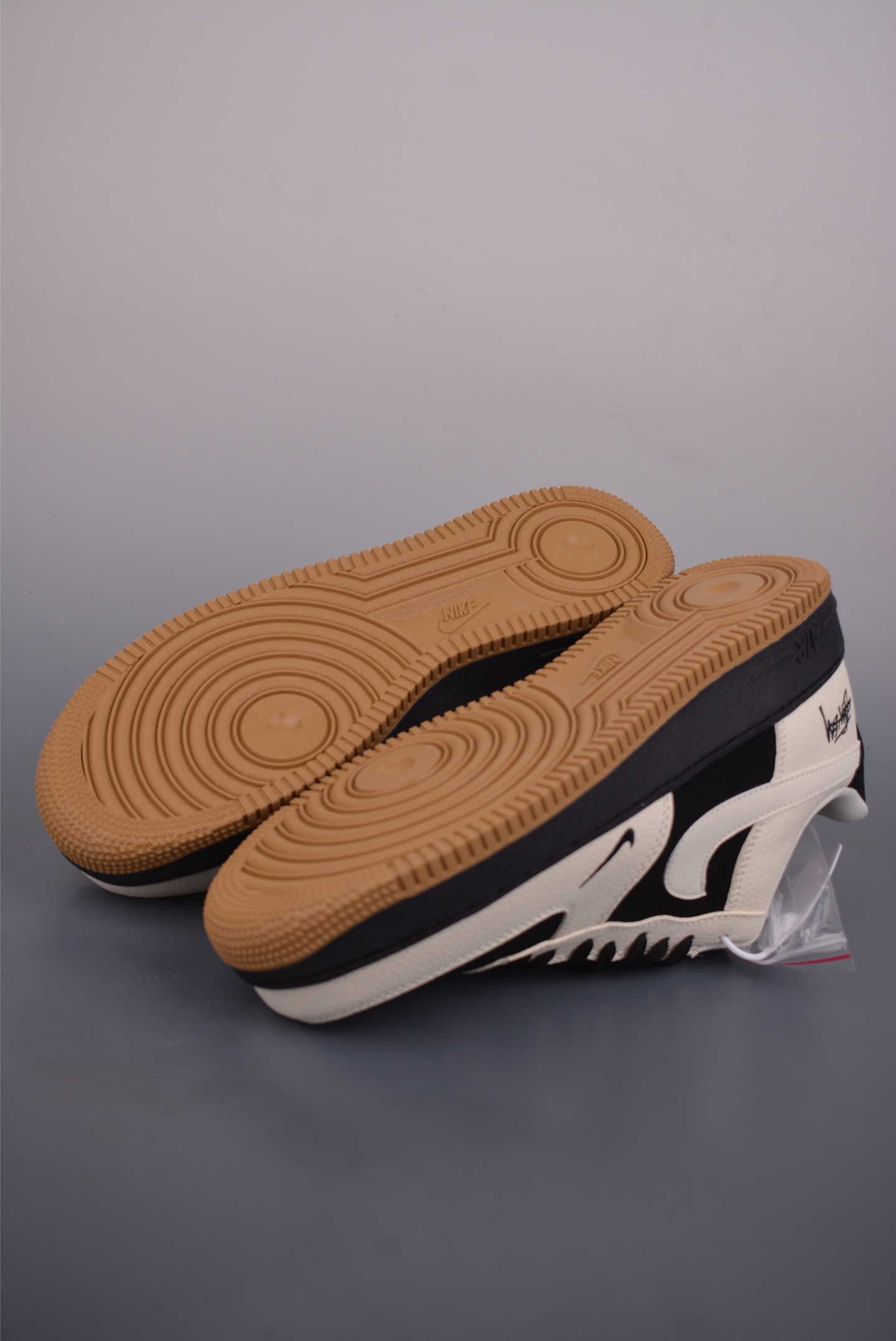 Nike Air Force 1 Low 斯图西联名 LD1999-006-High Quatity Cheap Brand wholesale wholesaler seller Clothes Bags handbags Sneakers Top Fashion Clothing Shoes from China Factory Chinese suppliers best Quality Beautiful Price Nike Air Force 1 Low 斯图西联名 LD1999-006