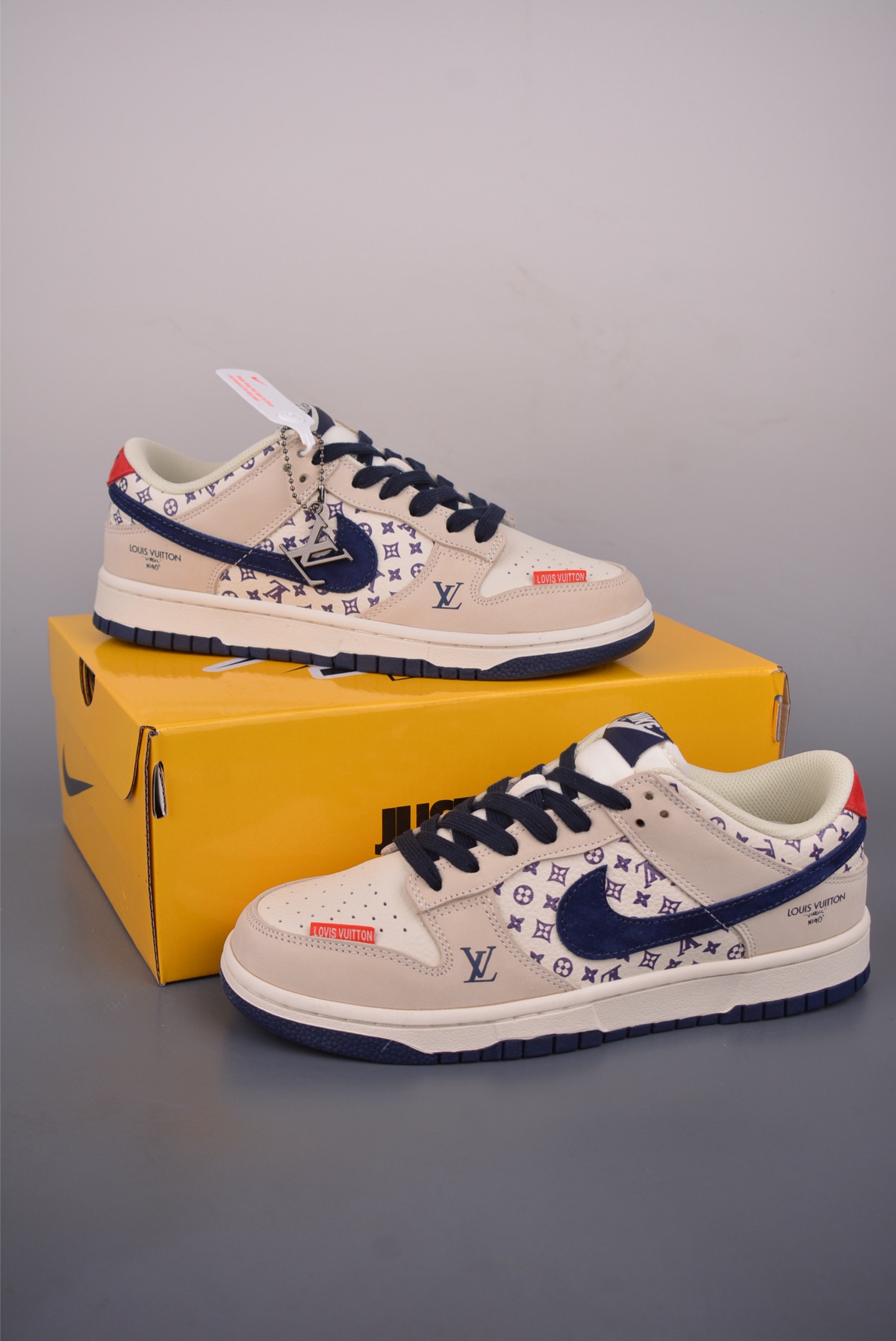 280 Nike SB Dunk Low LV联名 DN3168-020